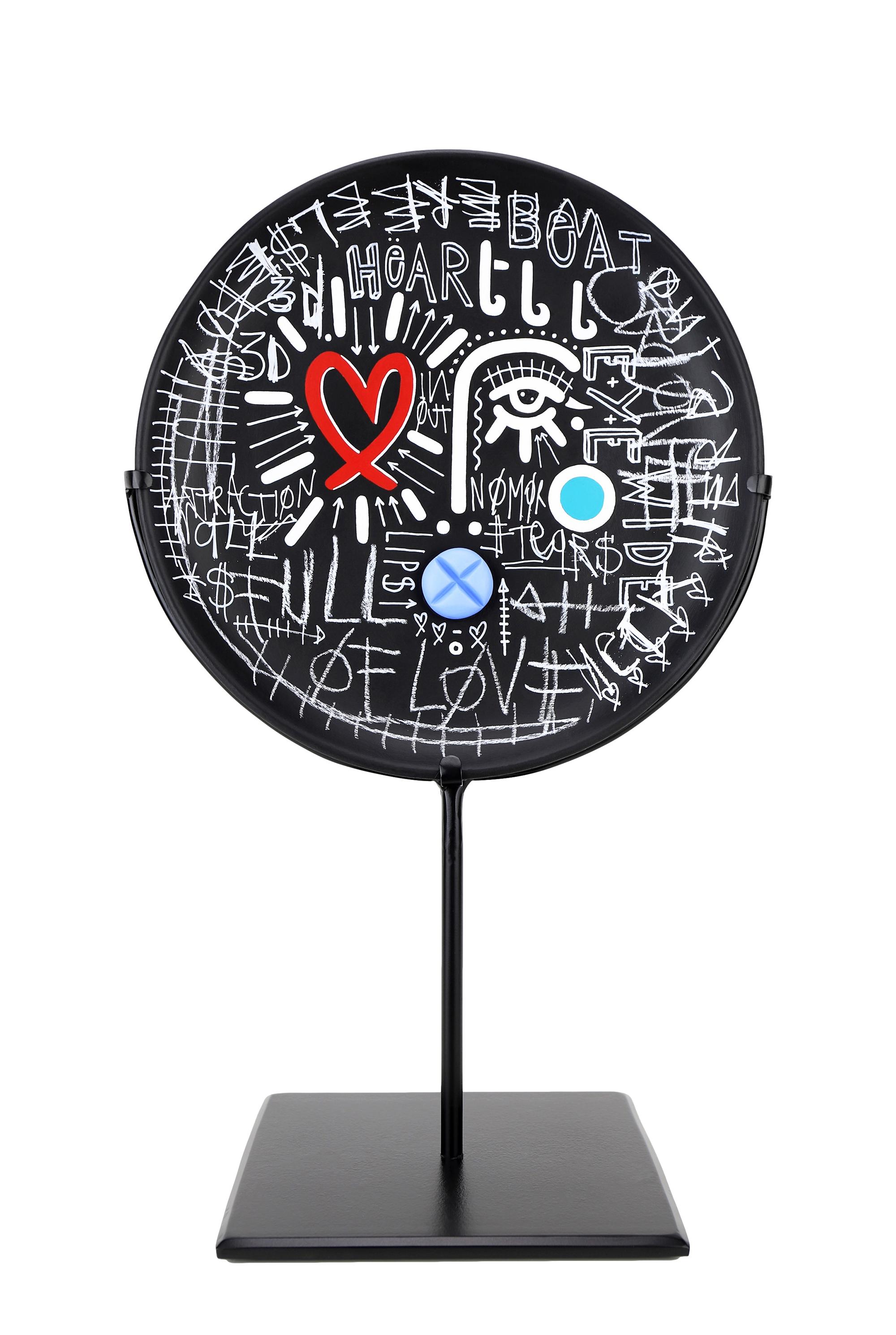 'All is Full of Love' Abstract, Figurative Paint on Ceramic Plate - Contemporary Sculpture by Grégoire Devin