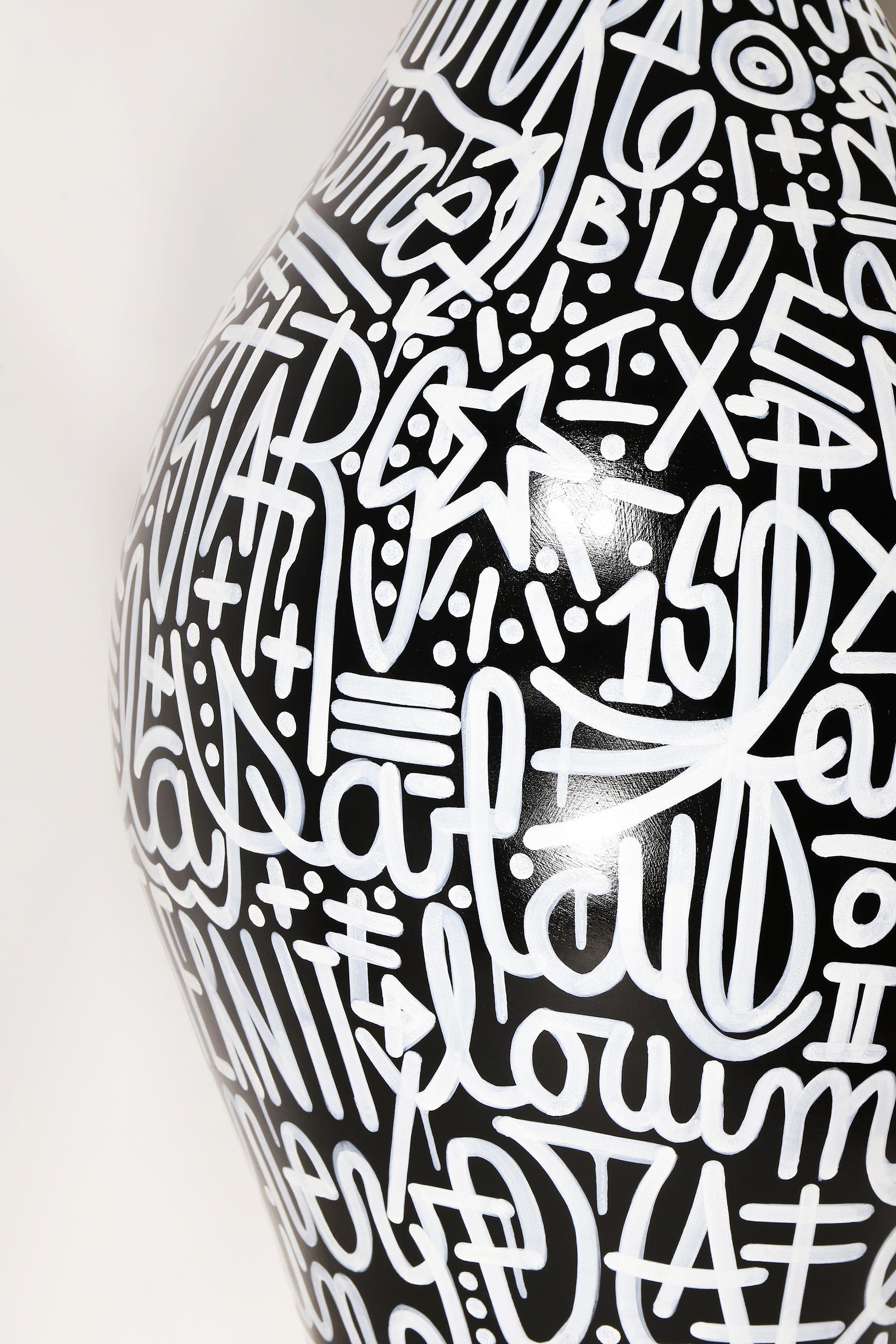 'Infinity' Acrylic Painted Lettering on Ceramic Sculpture - Gray Abstract Sculpture by Grégoire Devin