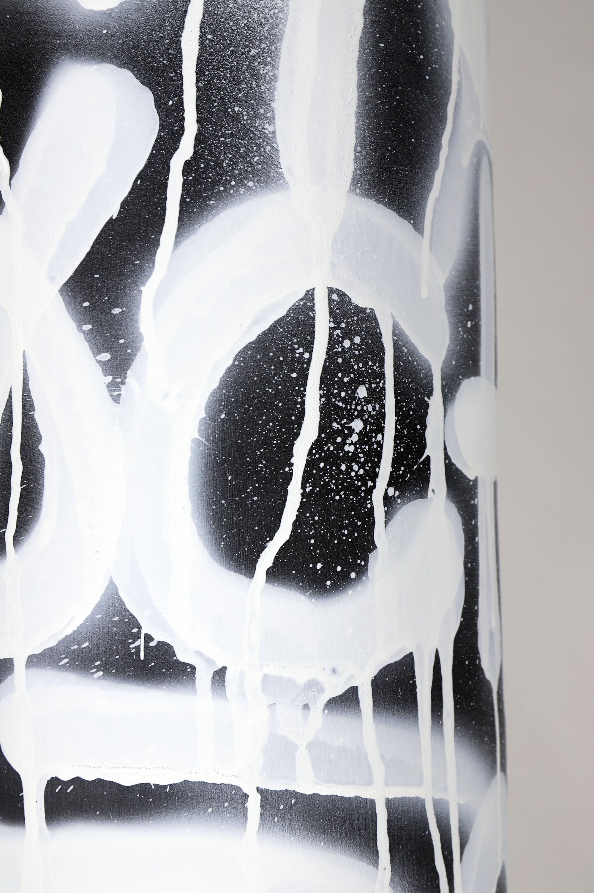'Spectrum Nebula' Acrylic and Spray Painted Ceramic Vase - Contemporary Sculpture by Grégoire Devin