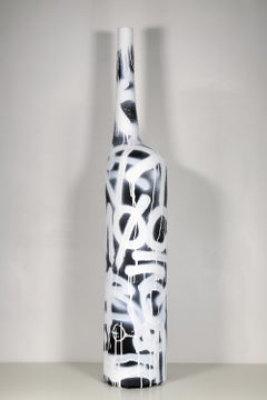 Jarrón de cerámica pintado con spray y acrílico "Nebulosa del espectro