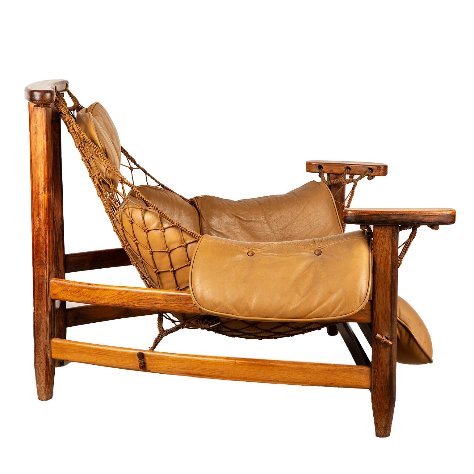 Jangada Sessel/Loungesessel mit Ottomane (Handgefertigt) im Angebot