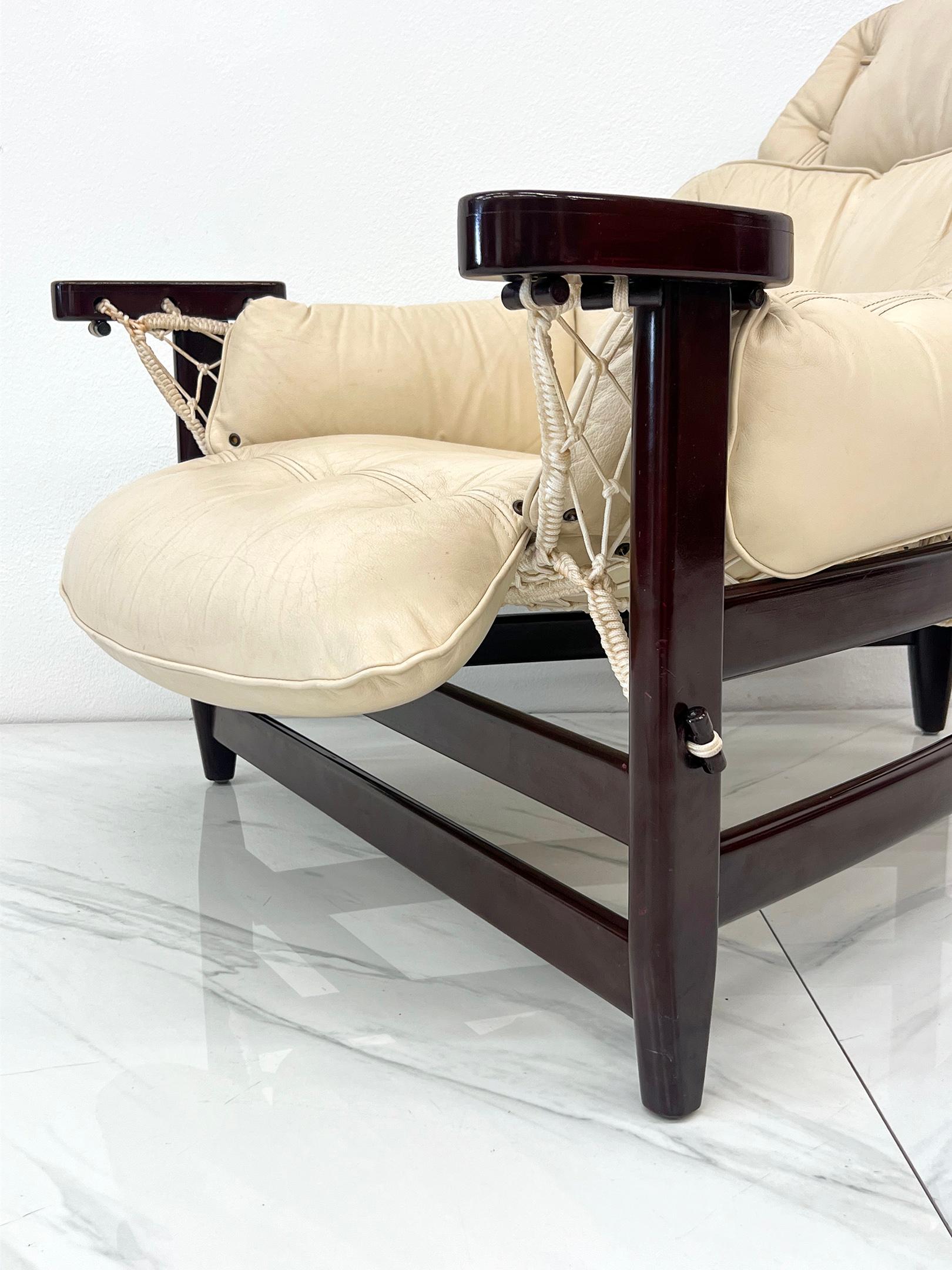 Jangada Chair by Jean Gillon, 1960's, Brazilian Modern For Sale 8