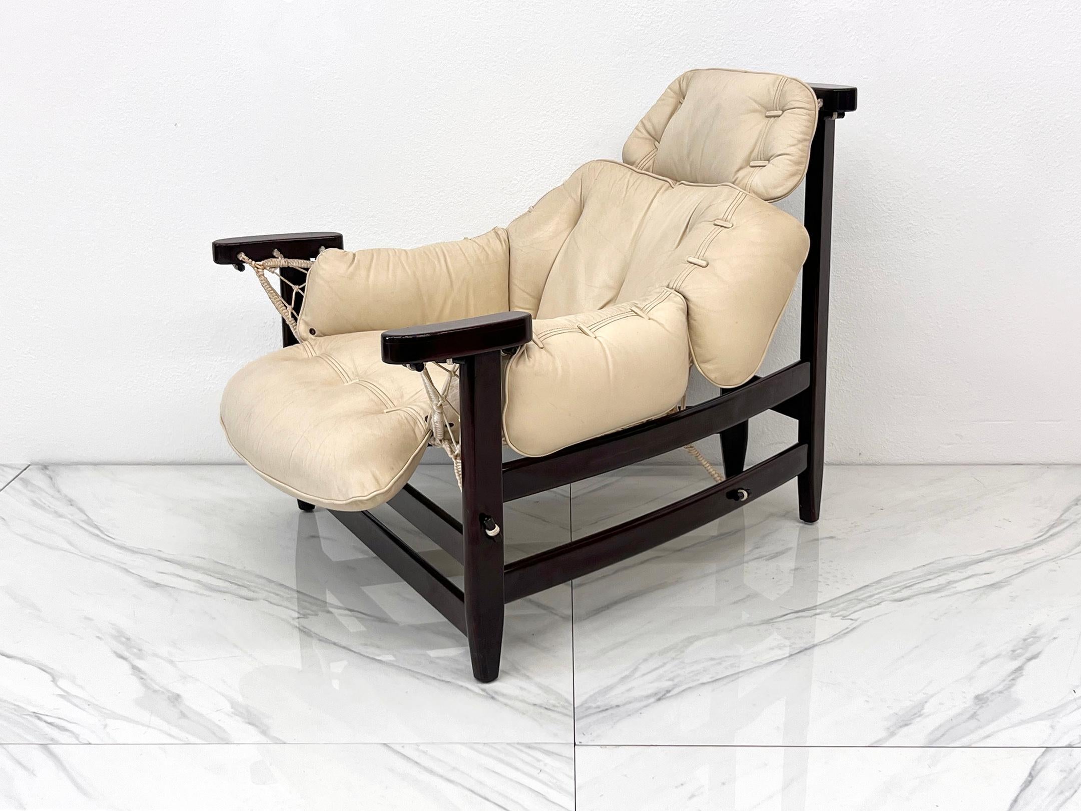 Jangada Chair by Jean Gillon, 1960's, Brazilian Modern For Sale 9