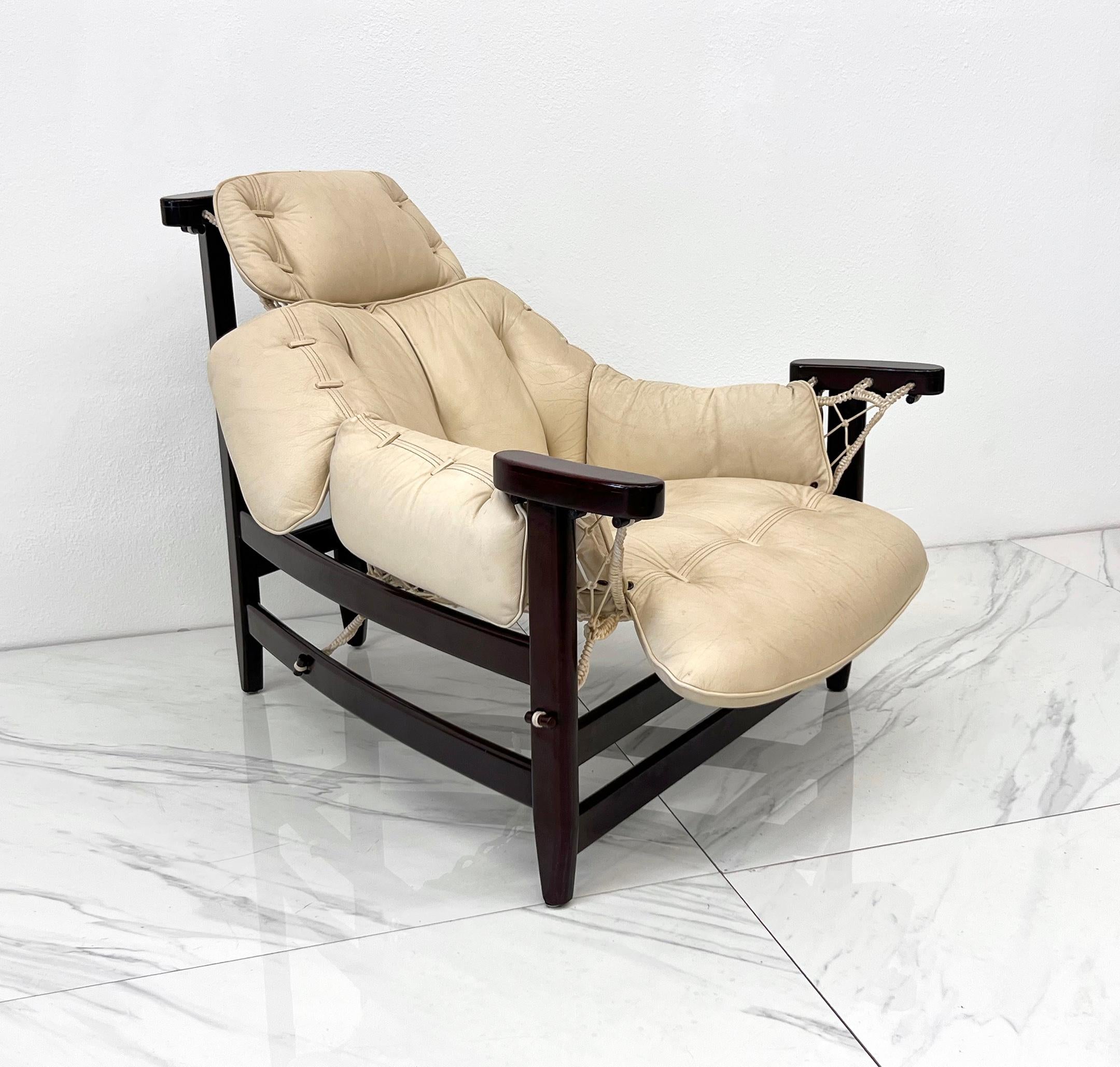Jangada Chair by Jean Gillon, 1960's, Brazilian Modern For Sale 1
