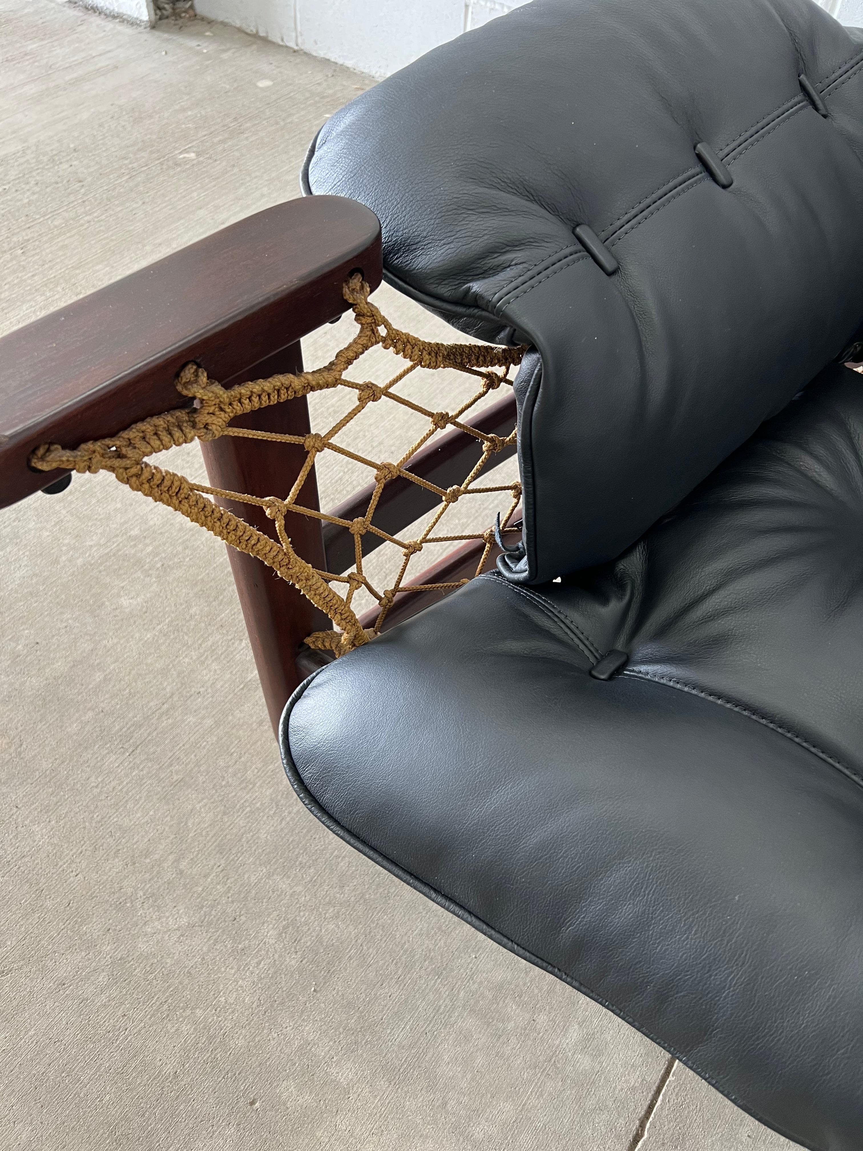 Jangada Chair by Jean Gillon 1