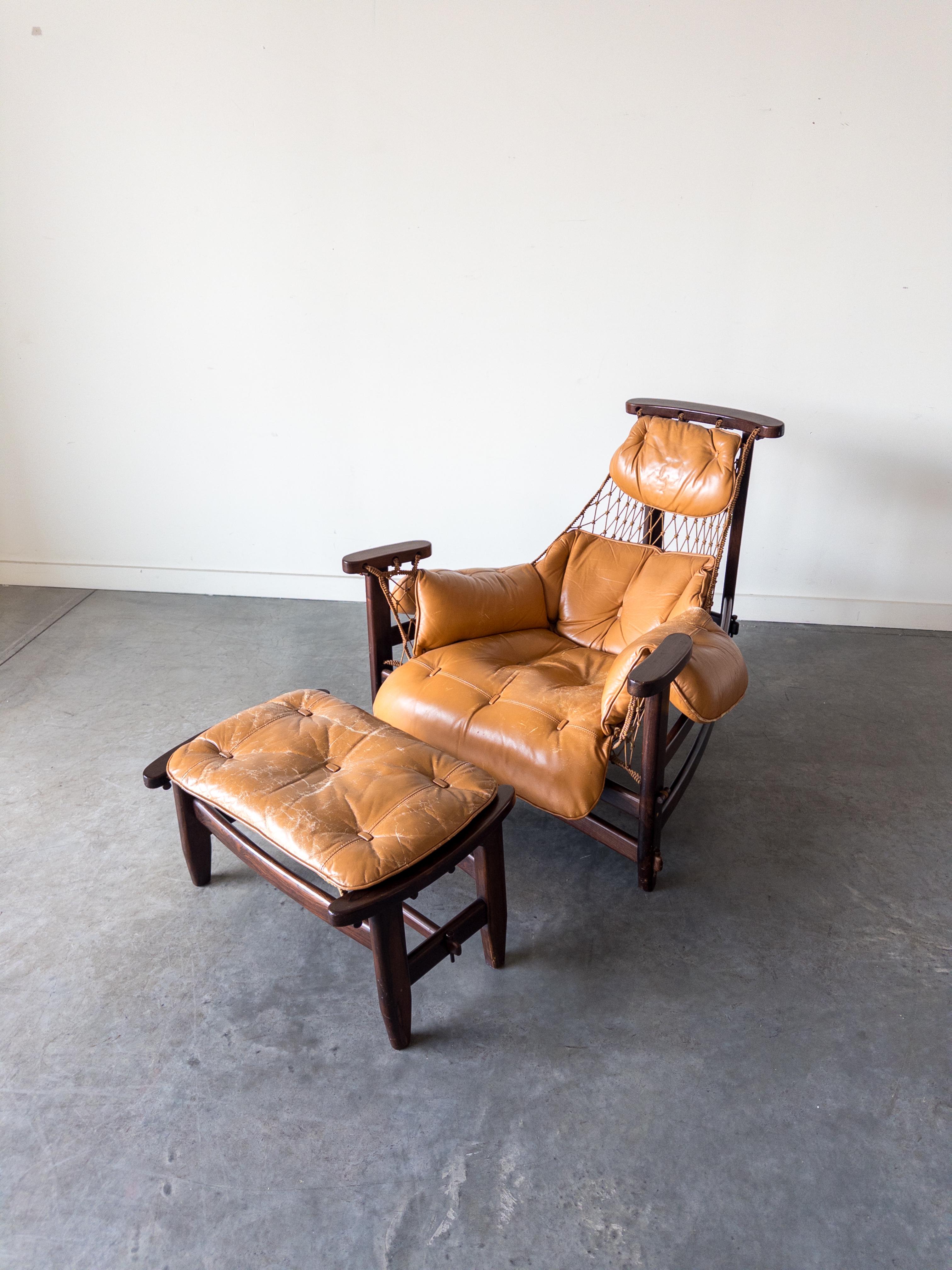 Brésilien Chaise et pouf Jangada par Jean Gillon pour Italma Wood Art en vente