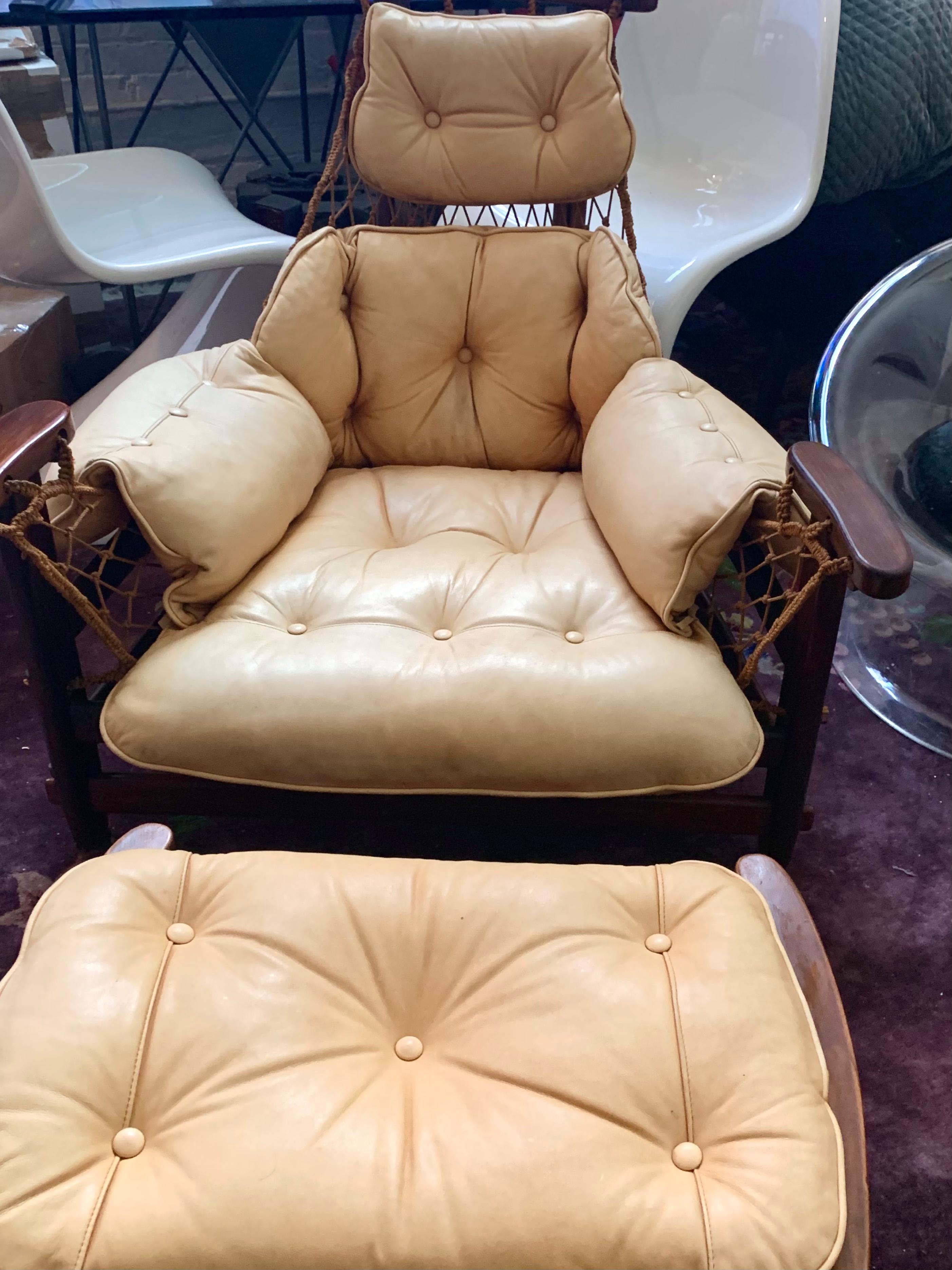 Jangada Jacaranda Lounge Chair, Ottoman, Jean Gillon Italma Wood Art Brazil 1968 5