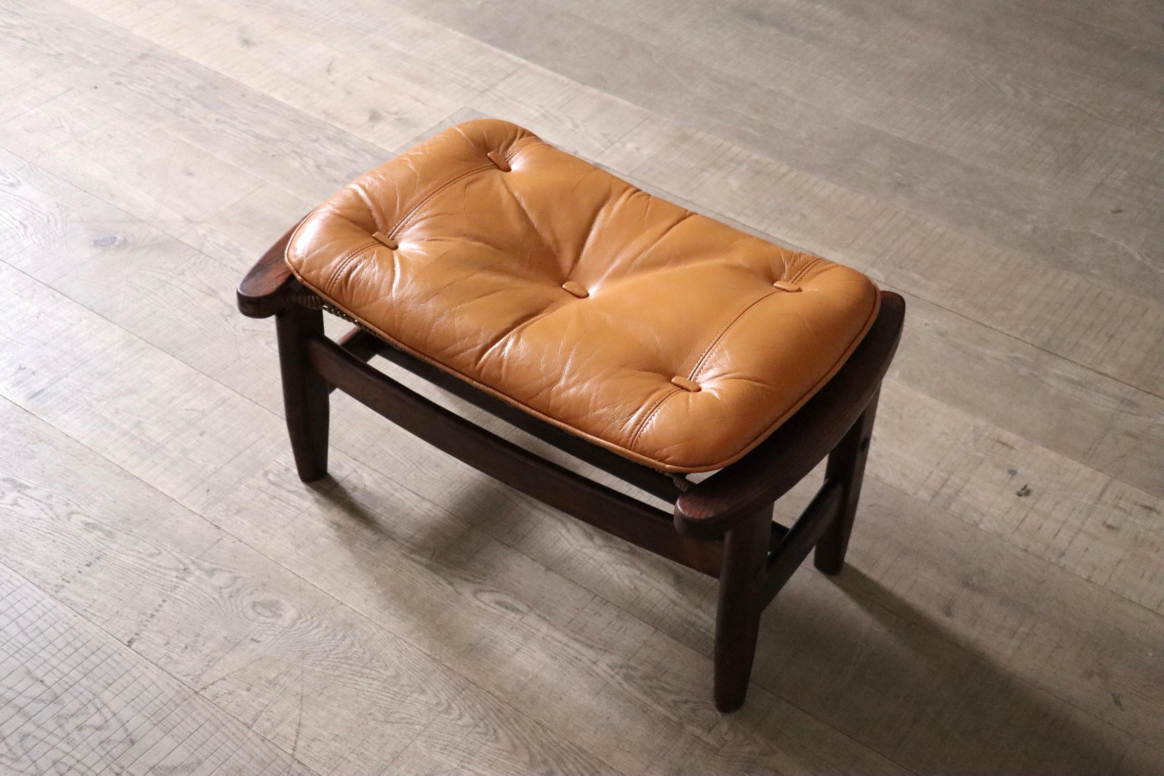 Jangada Lounge Chair with ottoman in Cognac Leather by Jean Gillon Brazil 1960s 1