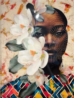 "Etched in Traditions" Portrait d'une femme avec une couronne de fleurs en robe africaine.