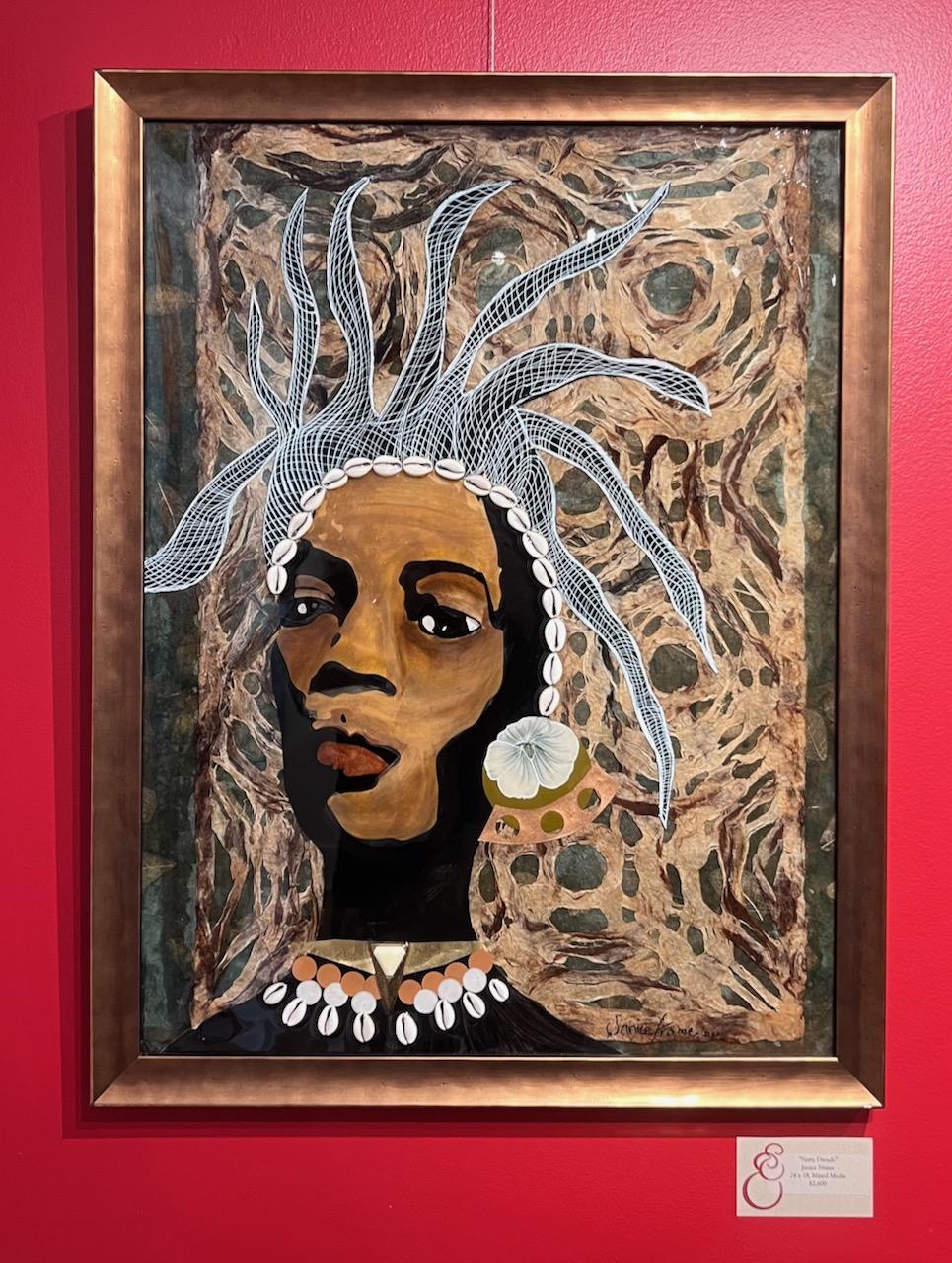 Portrait en technique mixte d'une femme noire avec bandeau en coquille de vache « Natty Dreads » - Painting de Janice Frame