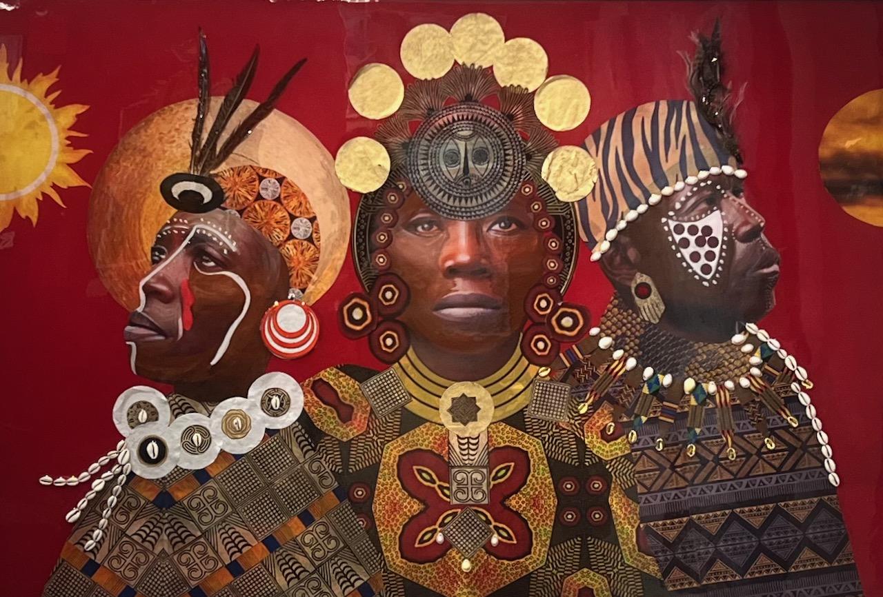 "Renovar...Vivir...Reflexionar" Hombres tribales africanos con ropa gráfica, plumas 
