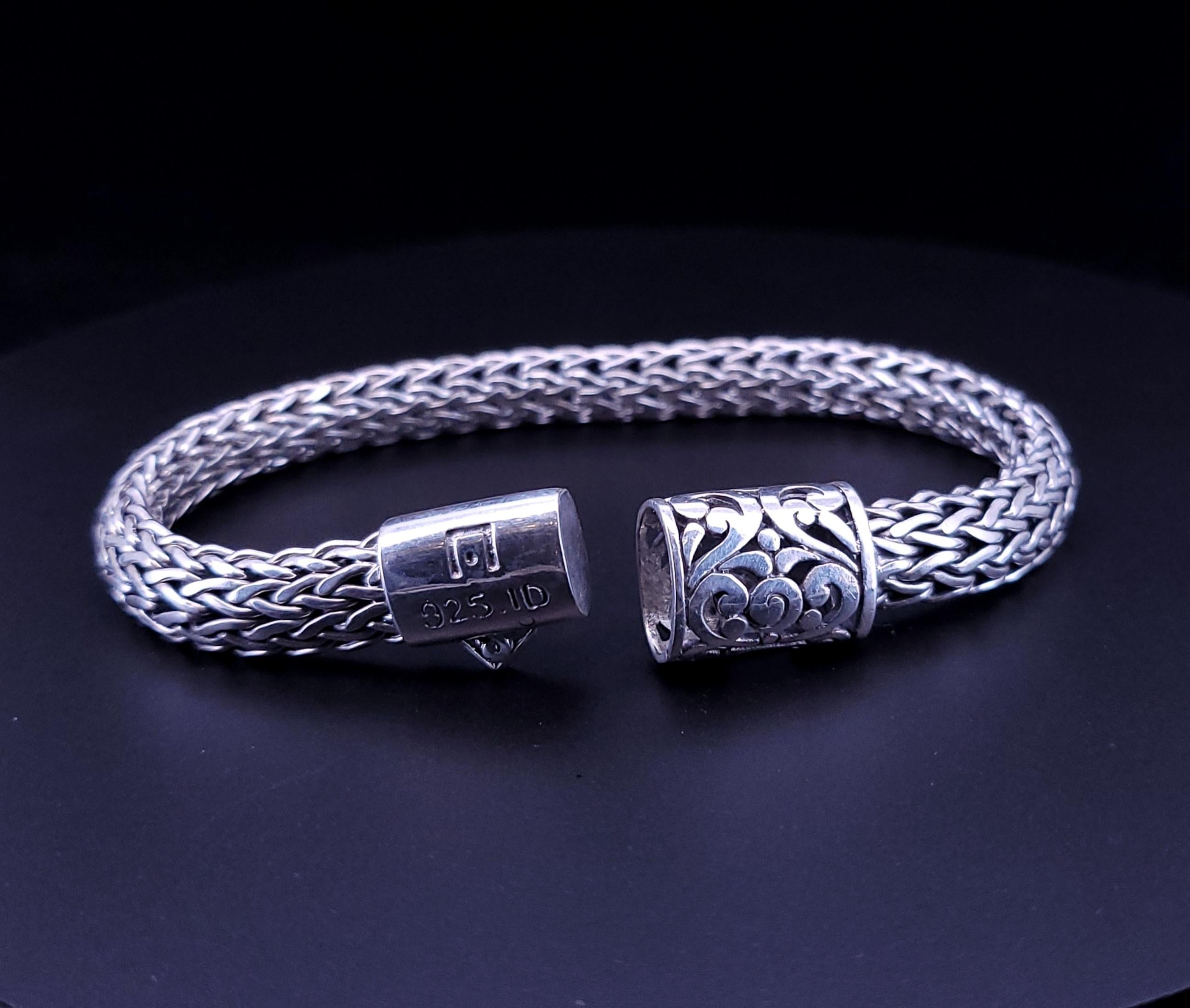 Janice Handwoven Mesh Bracelet Byzantine Design 925 Sterling Silver bracelet en vente 1