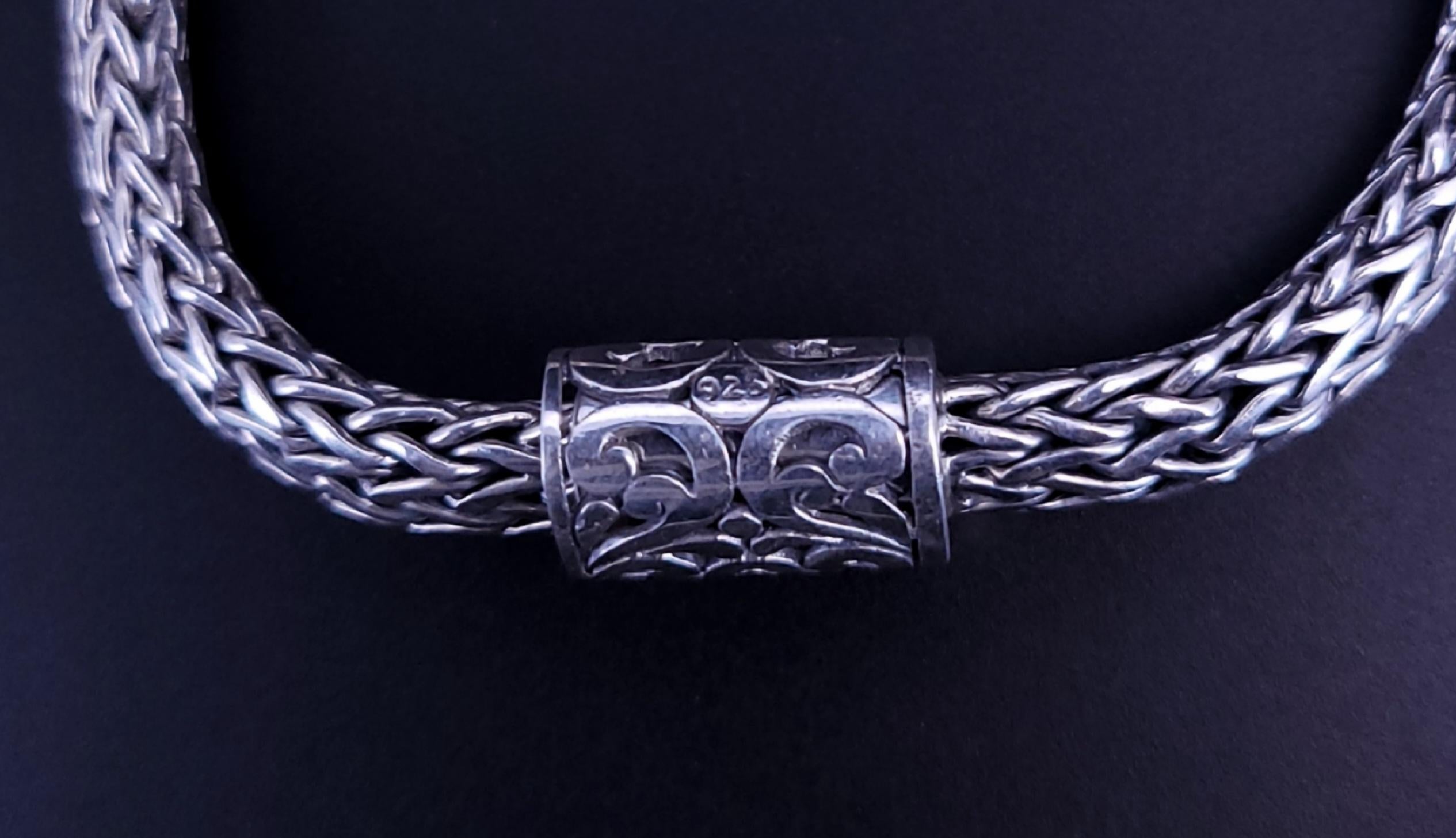 Janice Handwoven Mesh Bracelet Byzantine Design 925 Sterling Silver bracelet en vente 2