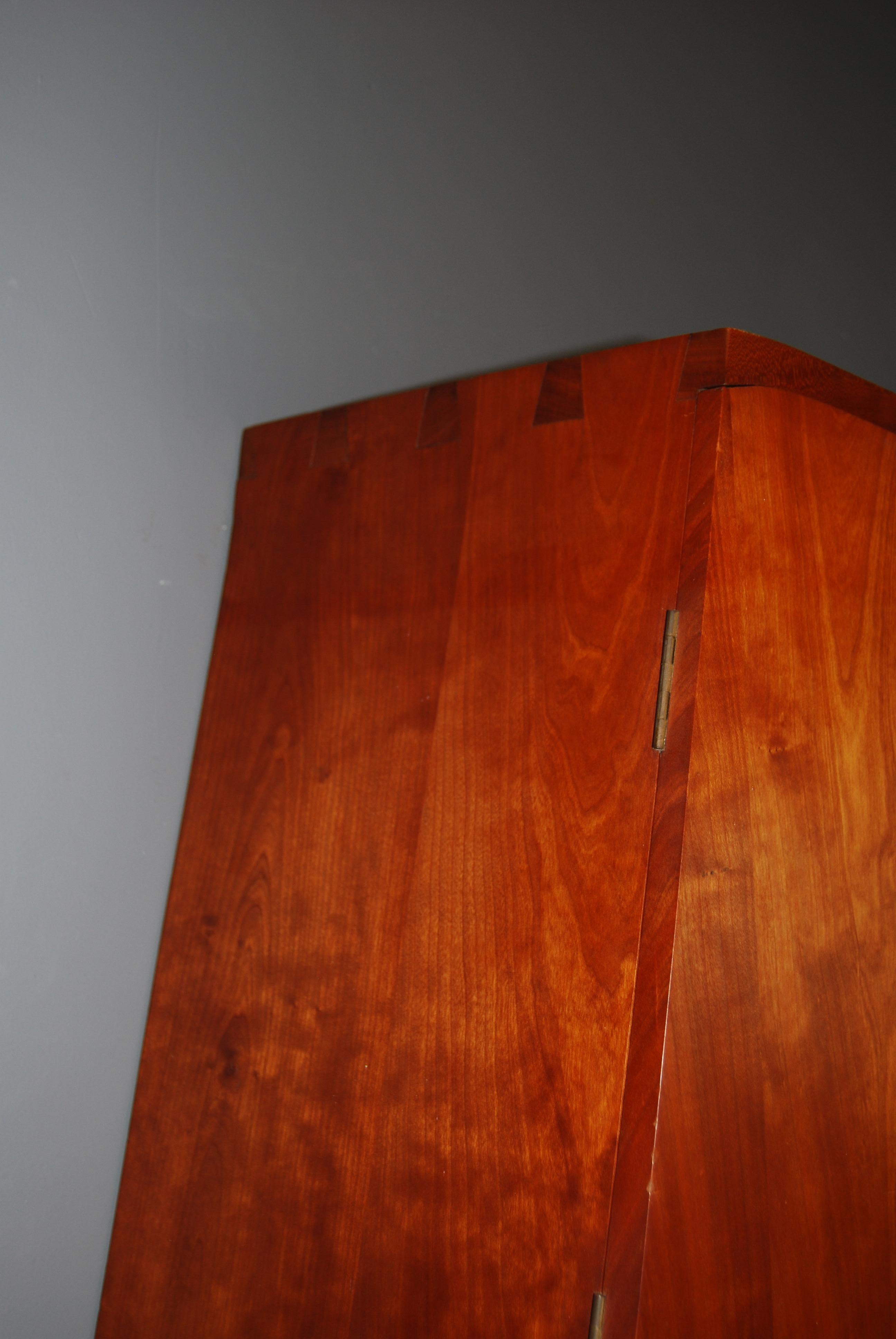 Hand-Crafted Janice Smith, Wall Drinks Cabinet, 1975 For Sale