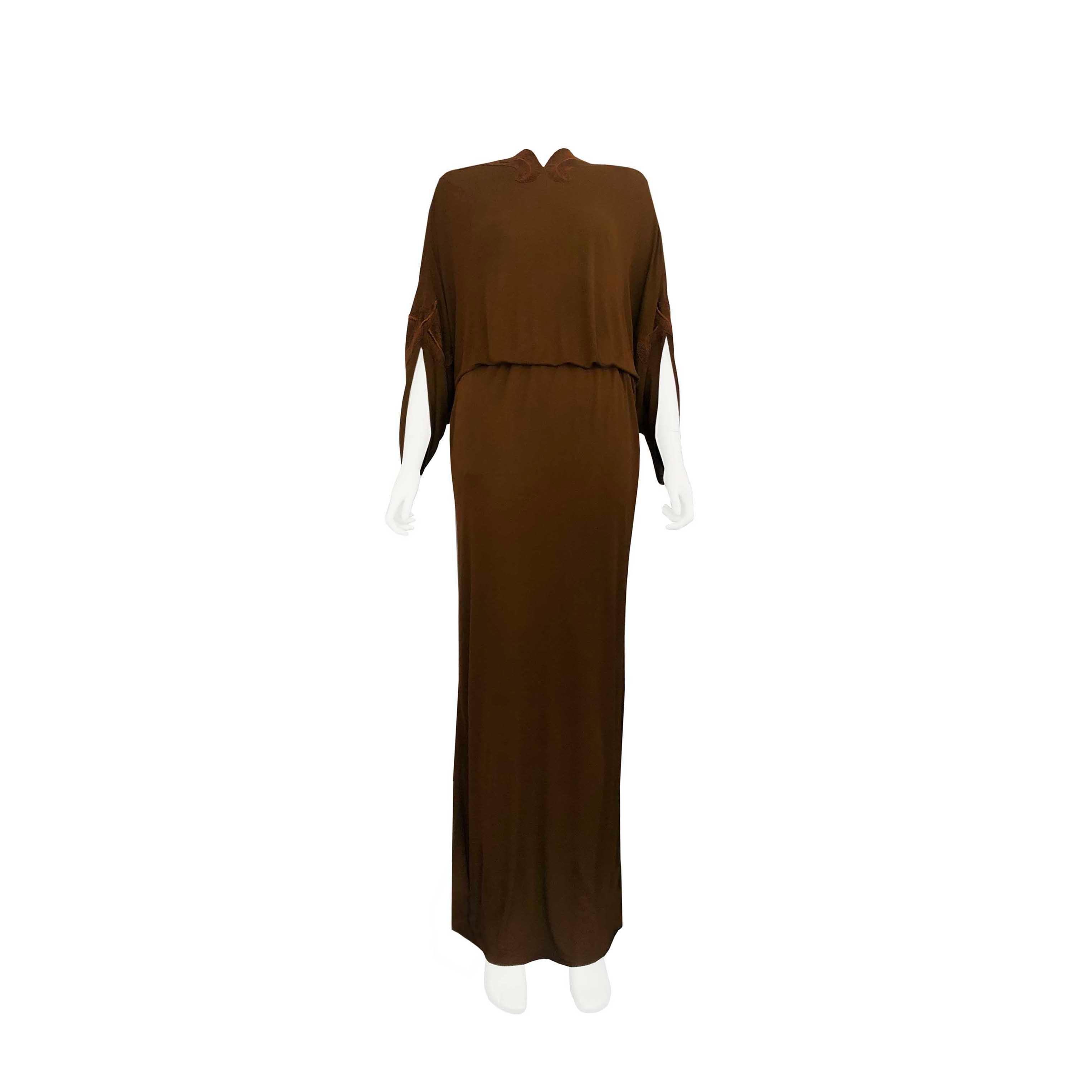 Janice Wainwright - Robe dos nu avec détails brodés / dos drapé Bon état - En vente à KENT, GB