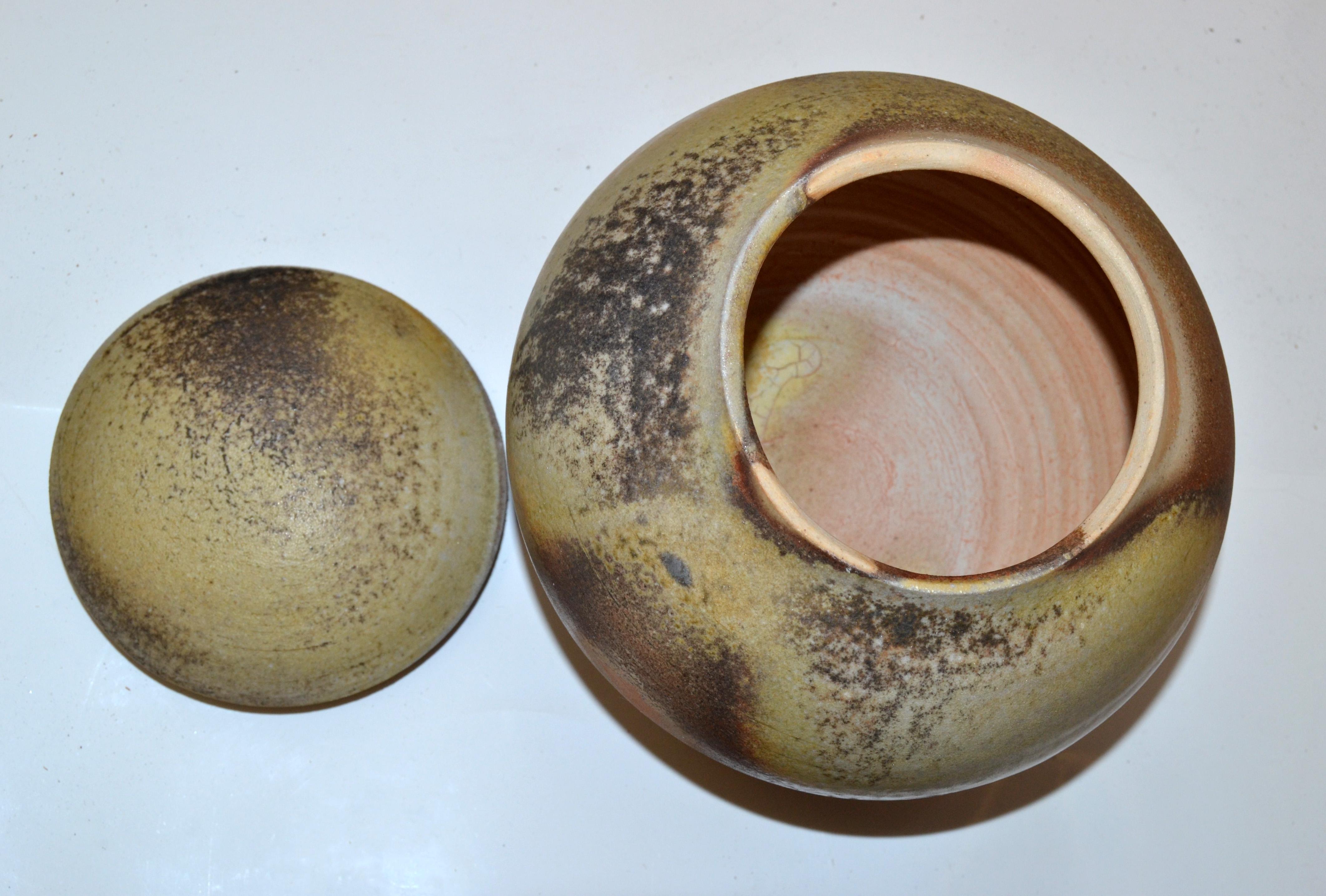 Janice Weisler Vintage Earthenware Handcrafted Lidded Bowl Hues of Brown America For Sale 1