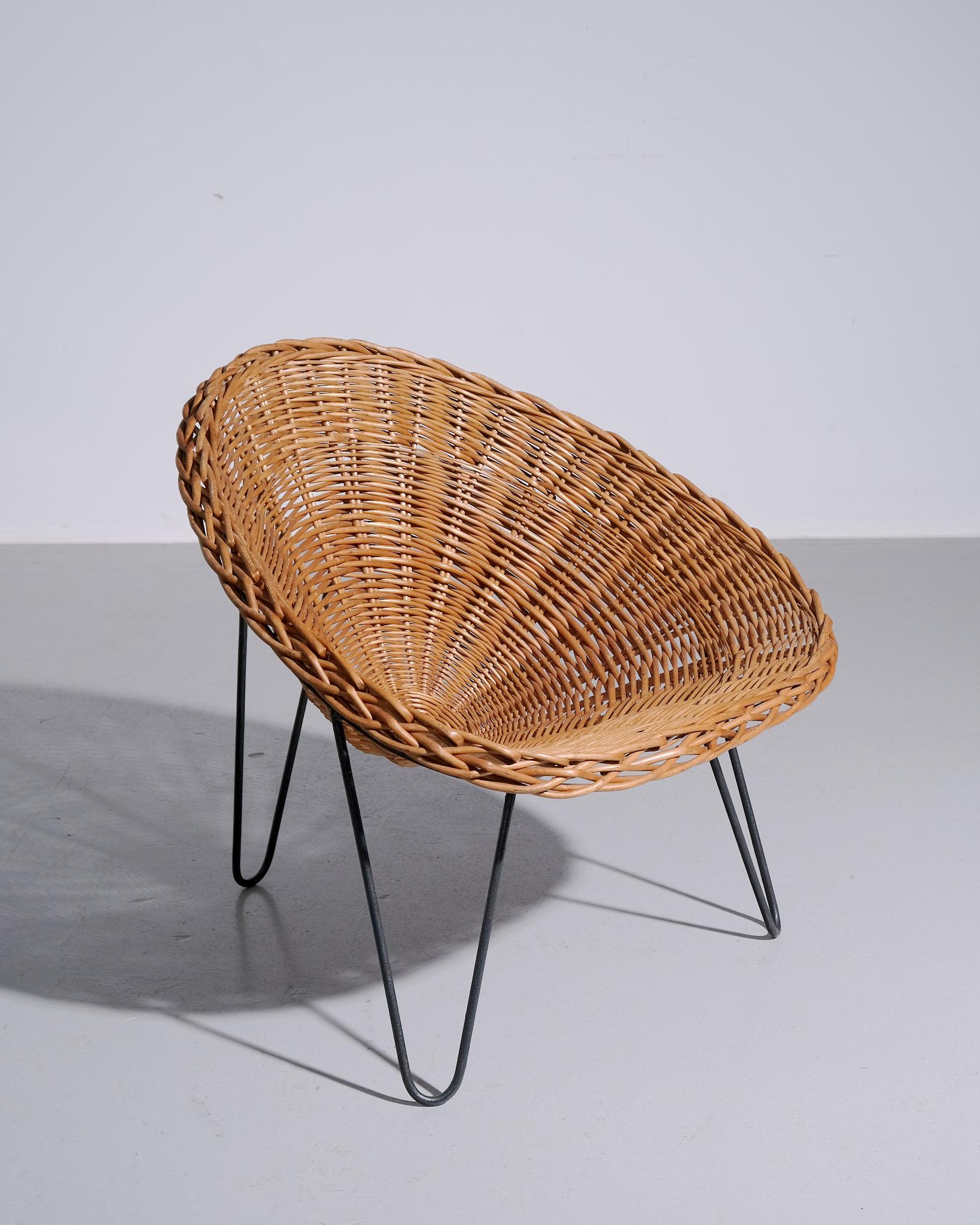 Milieu du XXe siècle Fauteuils de salon et table en rotin Janine Abraham & Dirk Jan Rol, années 1960 en vente