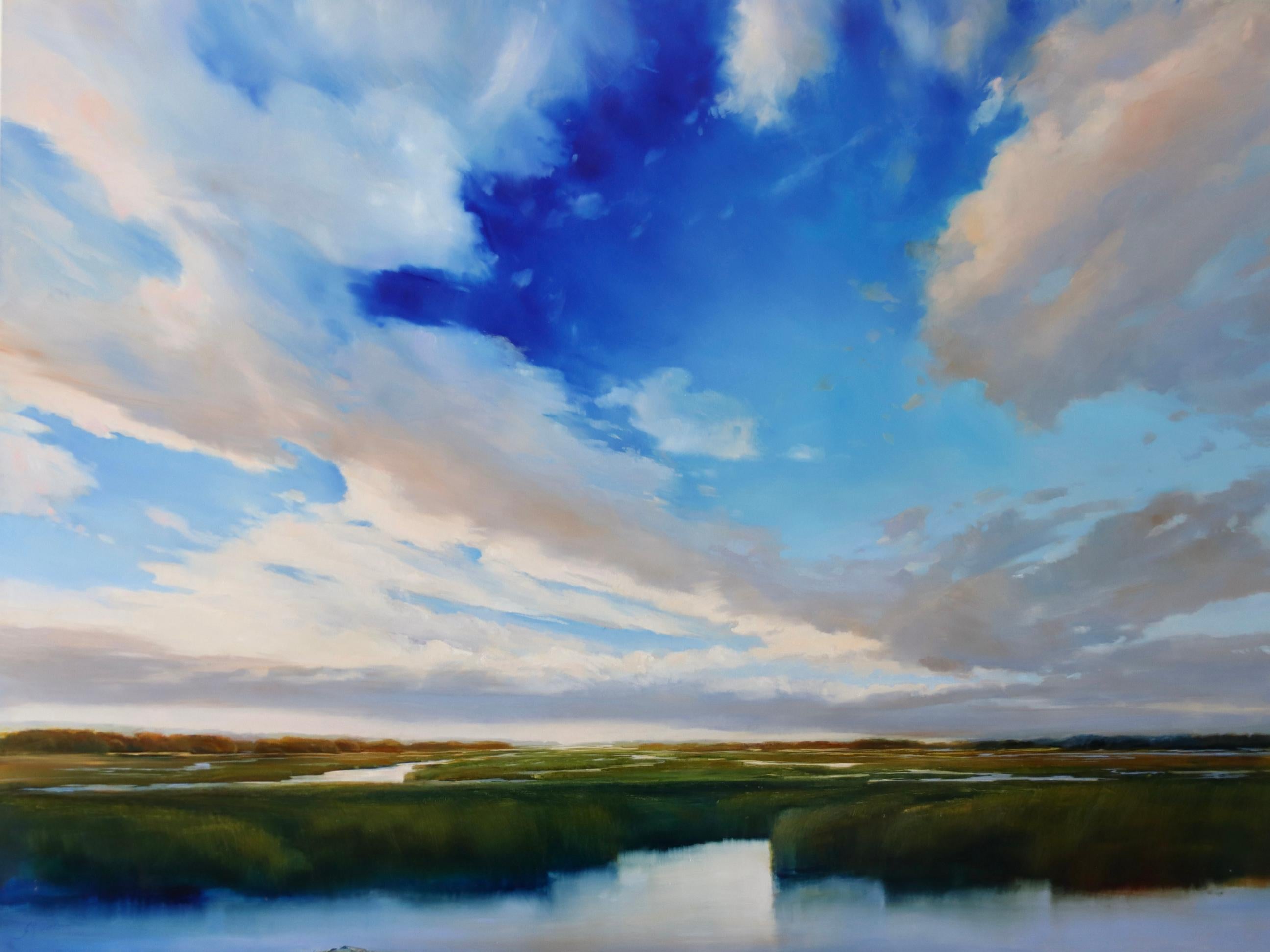 Landscape Painting di Janine Robertson - "Blu infinito" Le nuvole luminose si espandono nel cielo, attenuandosi all'orizzonte.