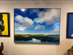 "Vasto y Azul" pintura al óleo de un pantano verde vibrante bajo un cielo azul intenso