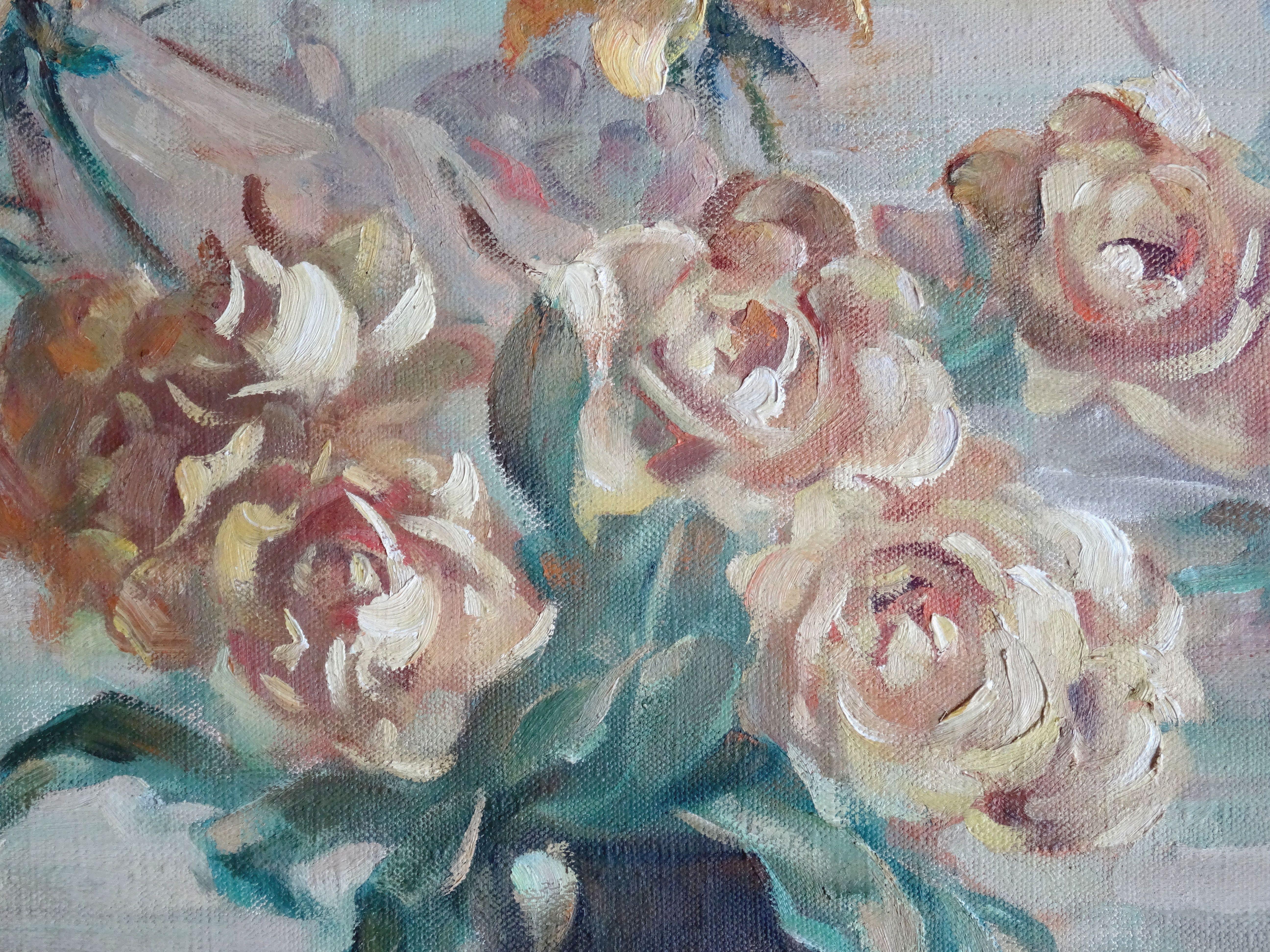 Naturaleza muerta con rosas. Lienzo, óleo, 71x56 cm - Landscape Painting Gris de Janis Cielavs