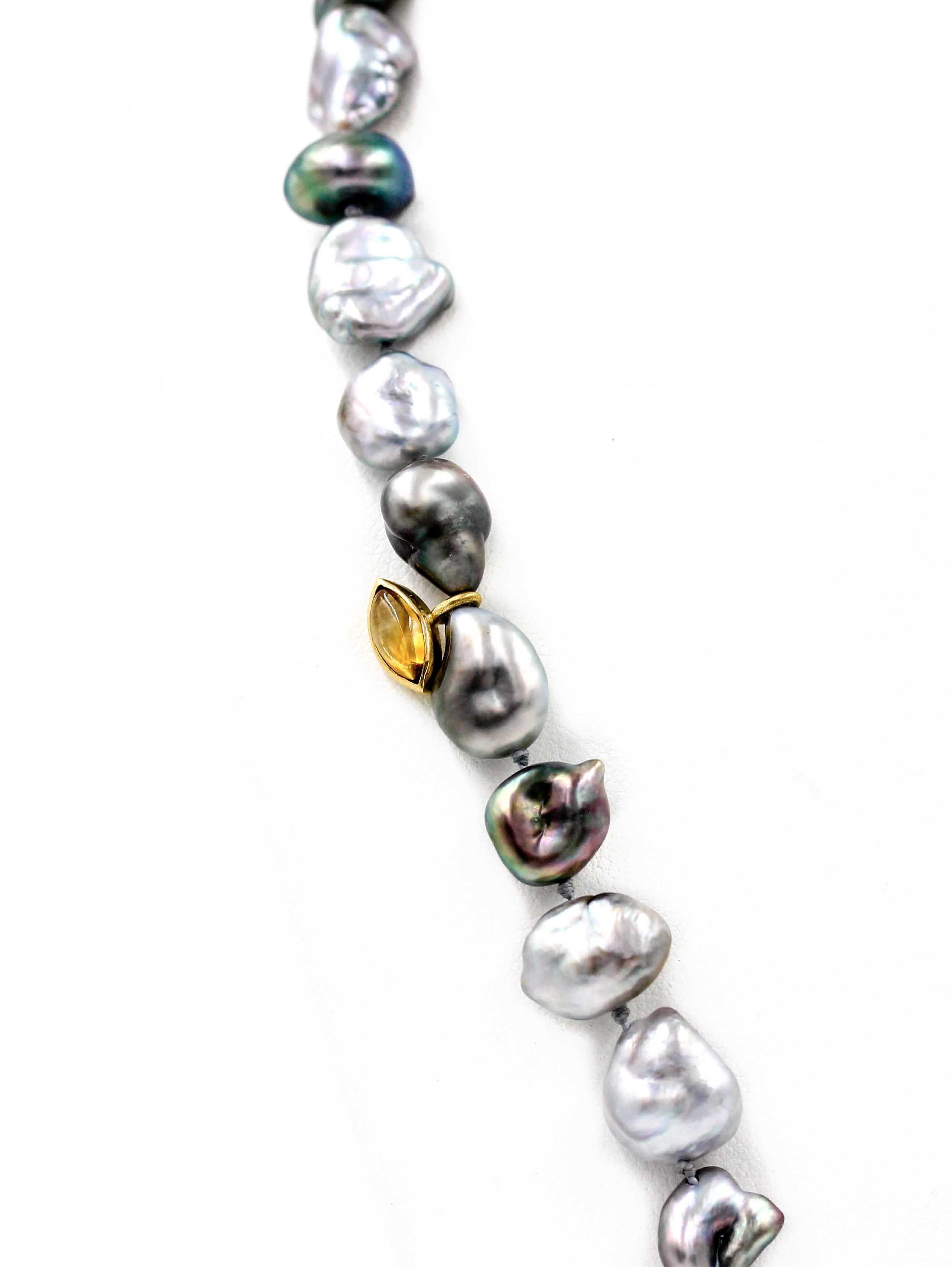 Janis Kerman, Keshi Pearl and Gem Stone Necklace (Zeitgenössisch) im Angebot