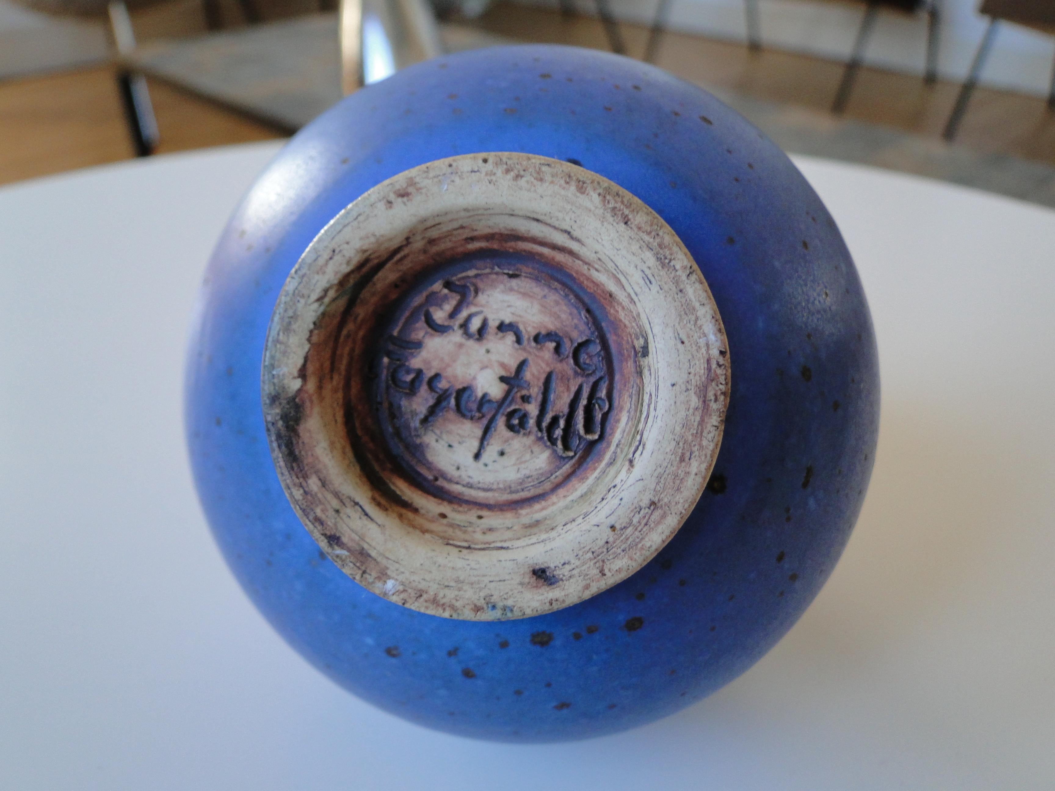 Janne Fagerfäldt Bleue Ceramic Boule Limhamn Sweden Ruelland Jouve Capron en vente 1