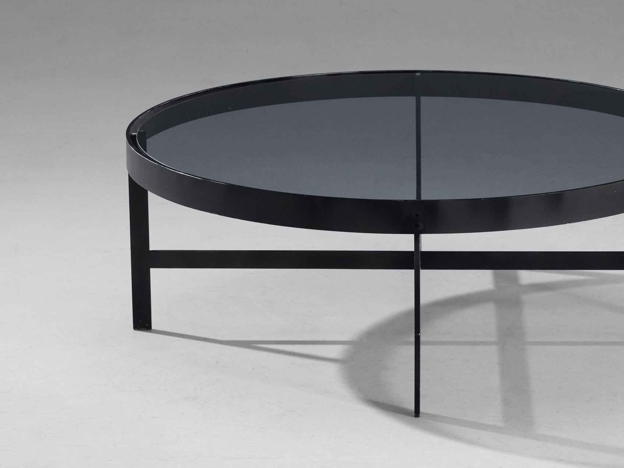 Janni Van Pelt Round Coffee Table in Black Metal and Glass  In Good Condition For Sale In Waalwijk, NL