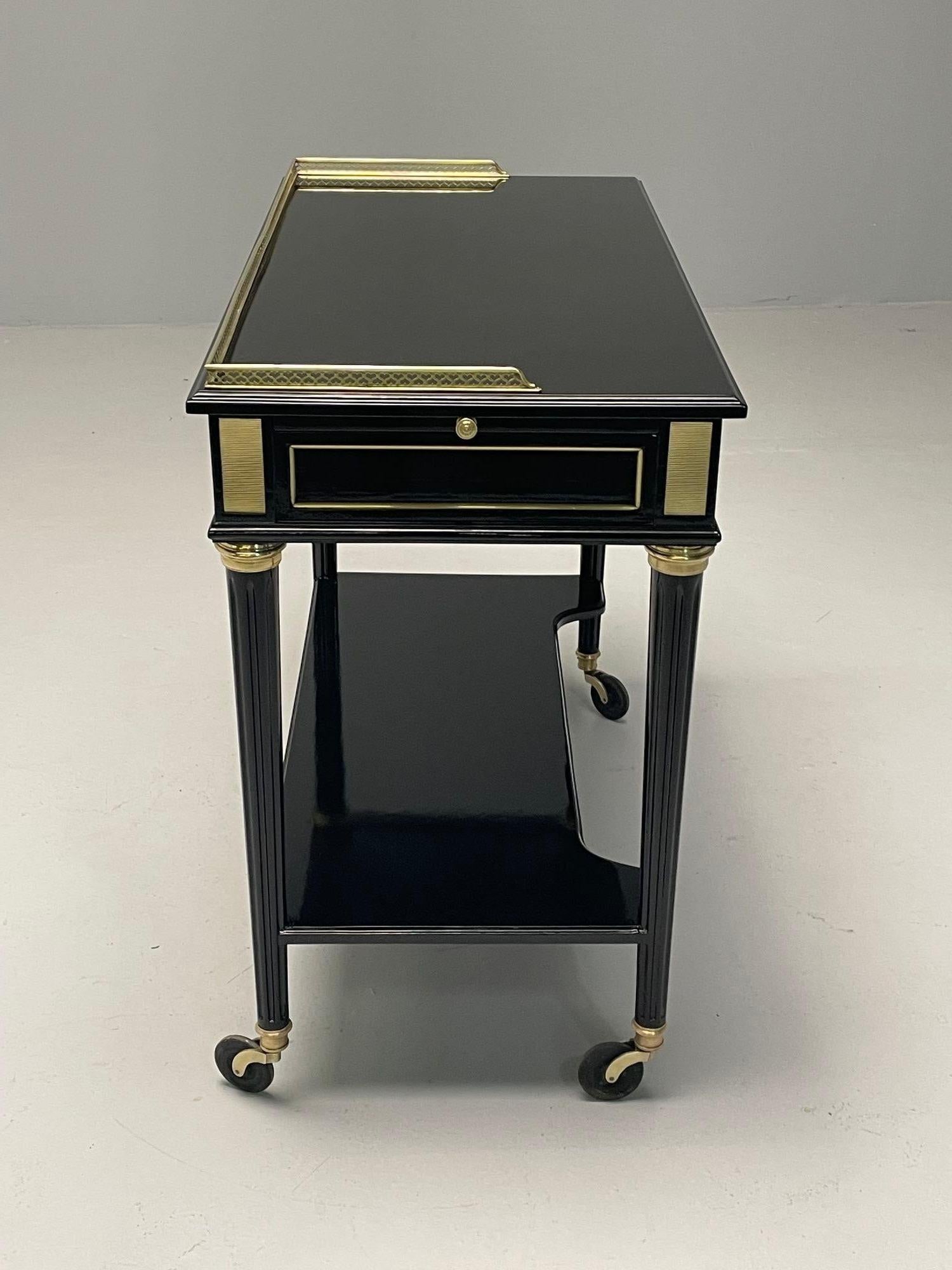 Jansen Attrib., Hollywood Regency, Rolling Server, Black Lacquer, Bronze, 1960s In Good Condition For Sale In Stamford, CT