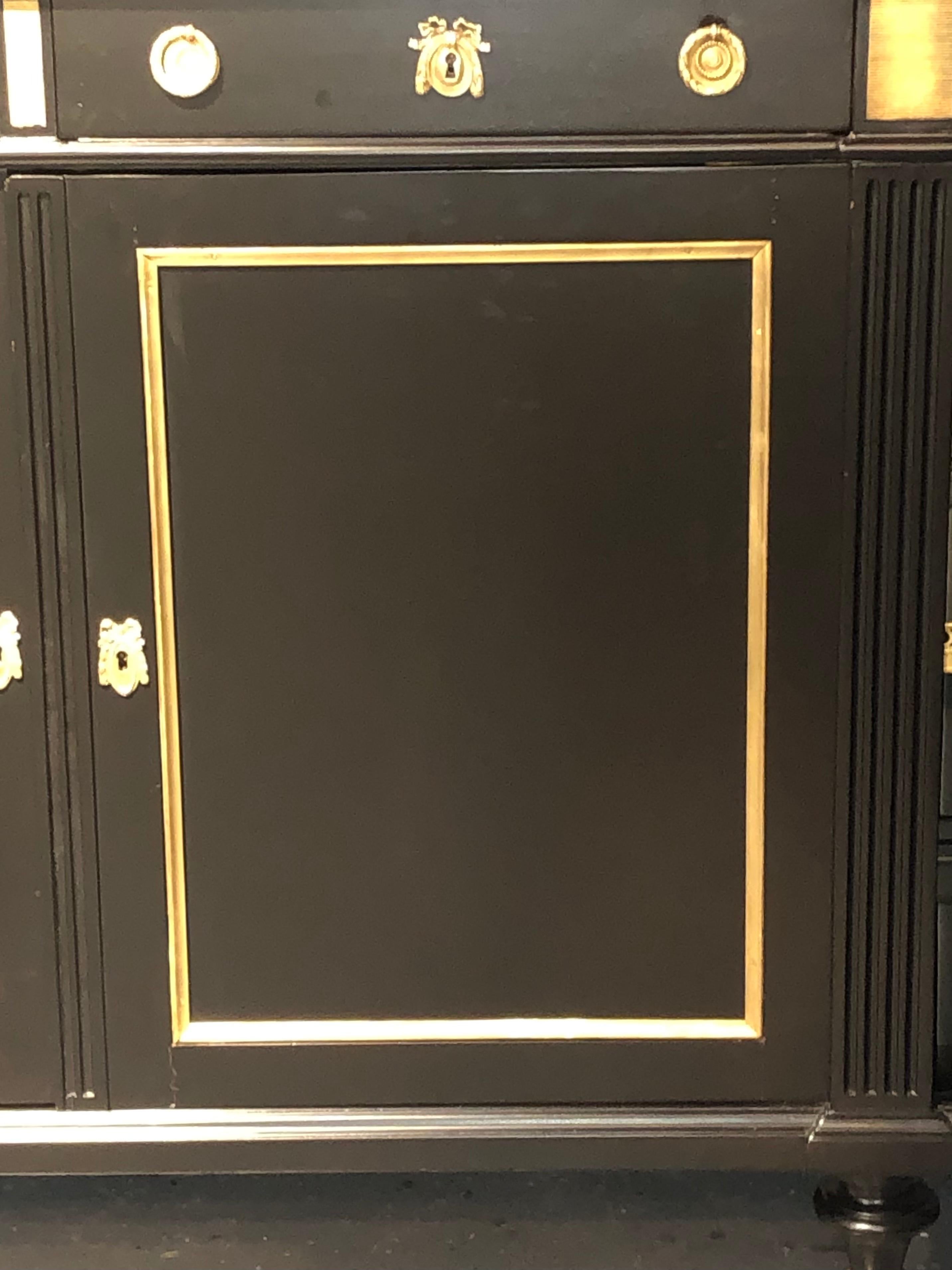 Maison Jansen, Hollywood Regency, Sideboard, Black Painted Wood, Bronze, Marble en vente 9