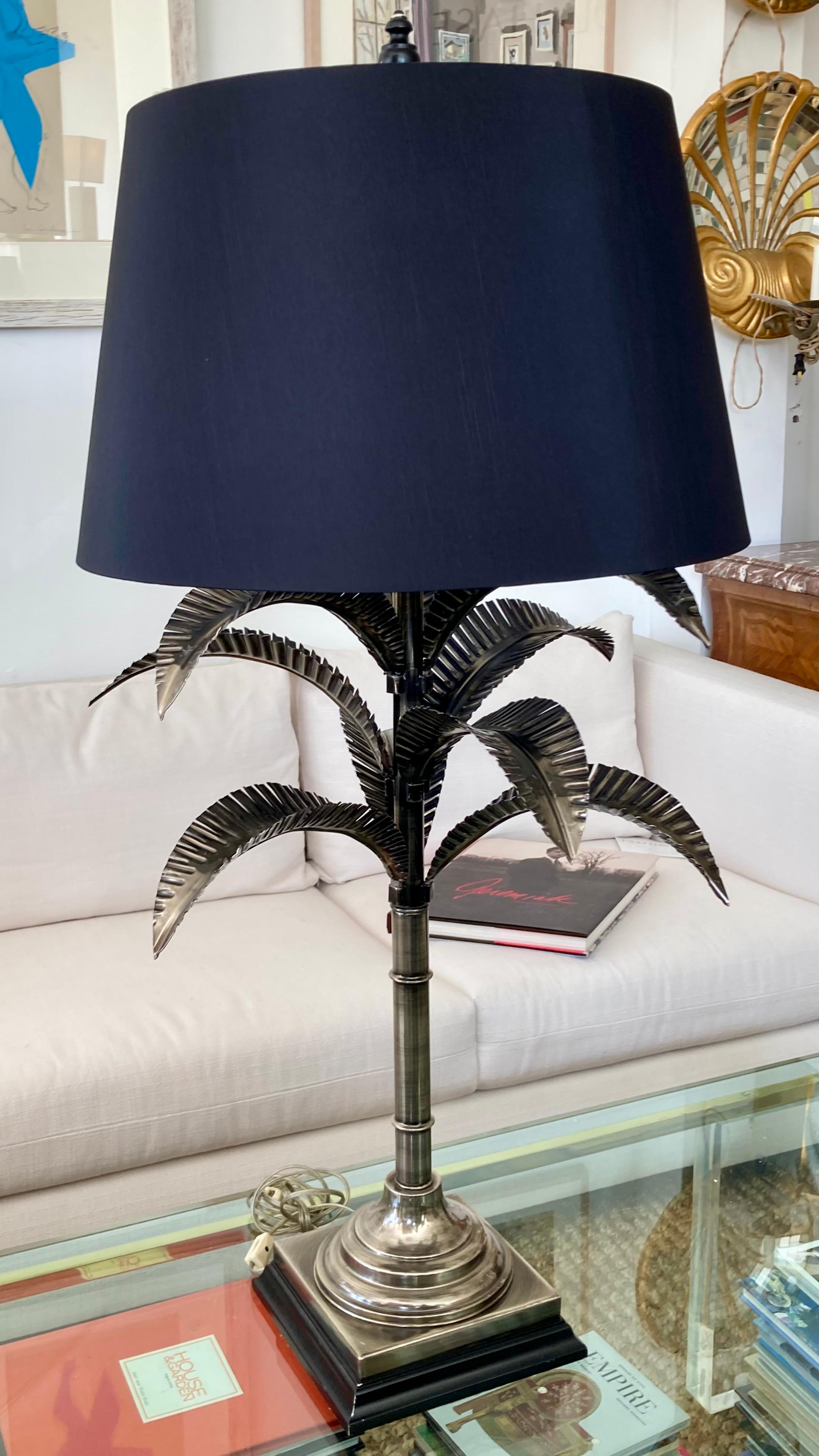 Modern Jansen Palm Tree Table Lamp For Sale