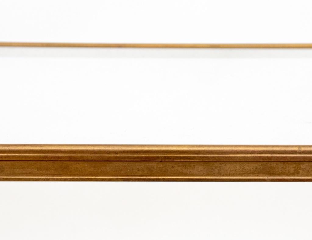 Mid-Century Modern Table basse style Jansen en bronze doré et verre en vente