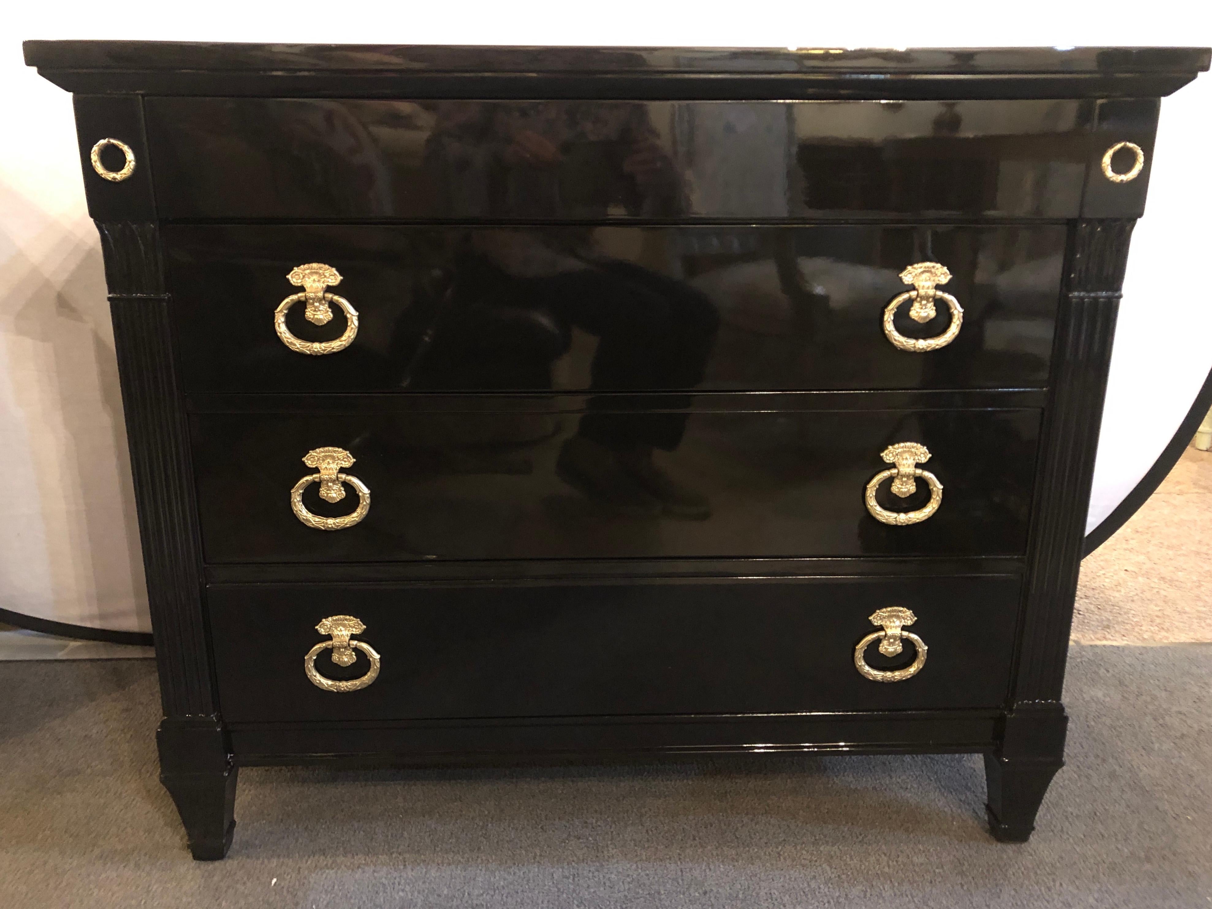 Pair of Jansen Style Hollywood Regency Ebony Commodes, Chests or Nightstands In Good Condition In Stamford, CT