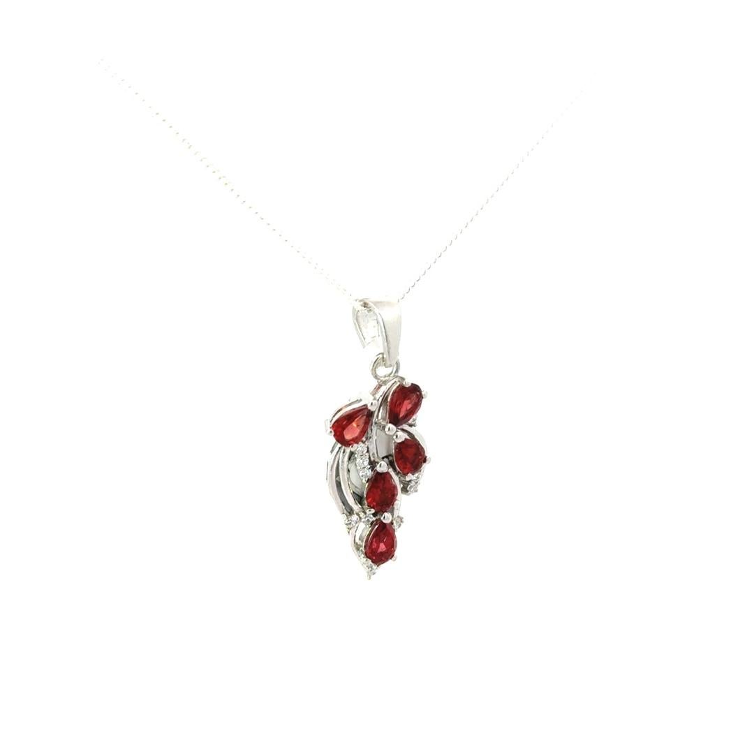 Colgante de plata de ley con flor de granate natural de la piedra de nacimiento de enero Regalo para mujer Modernista en venta