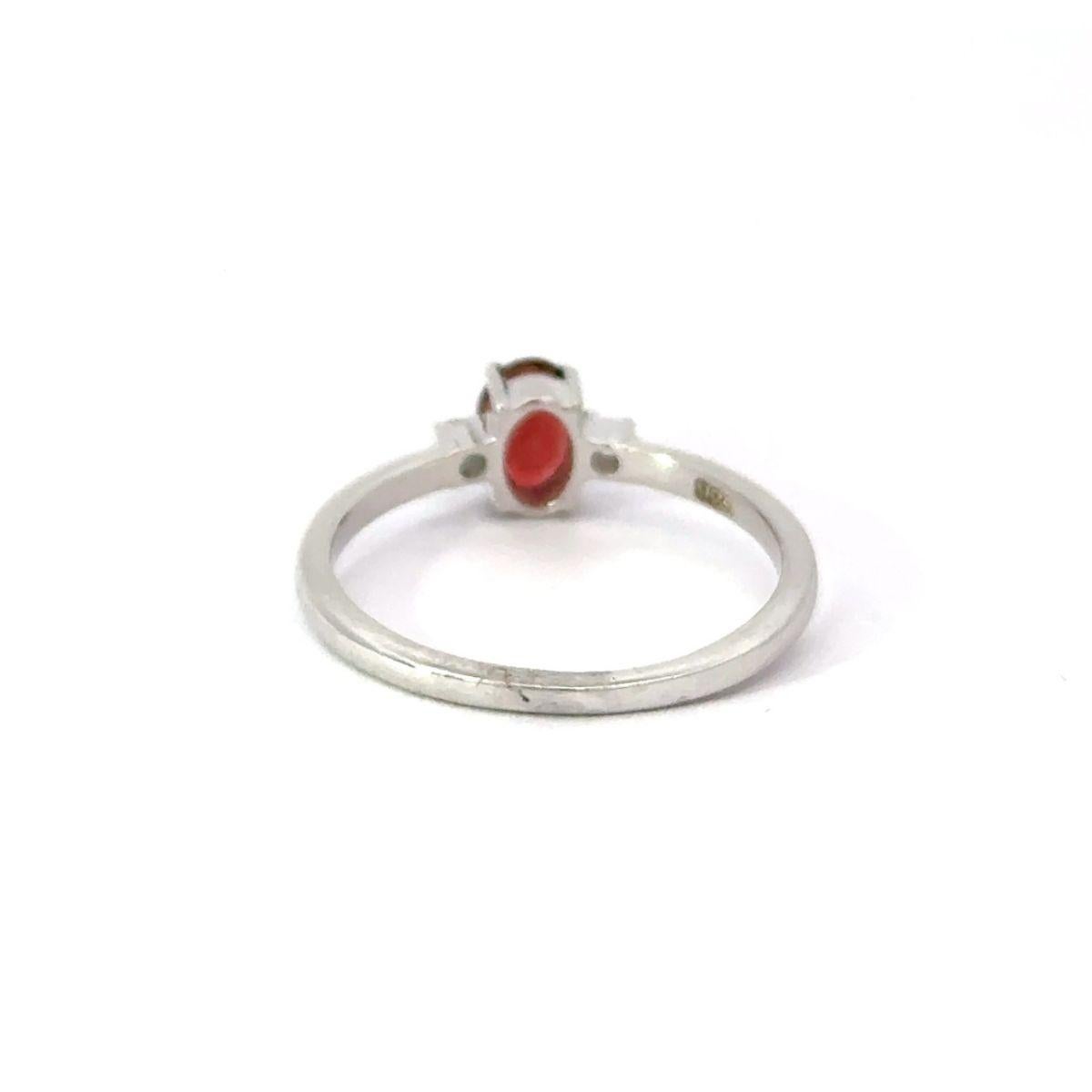 For Sale:  January Birthstone Oval Cut Garnet CZ Solitaire Ring Jewelry for Mom in Silver 3