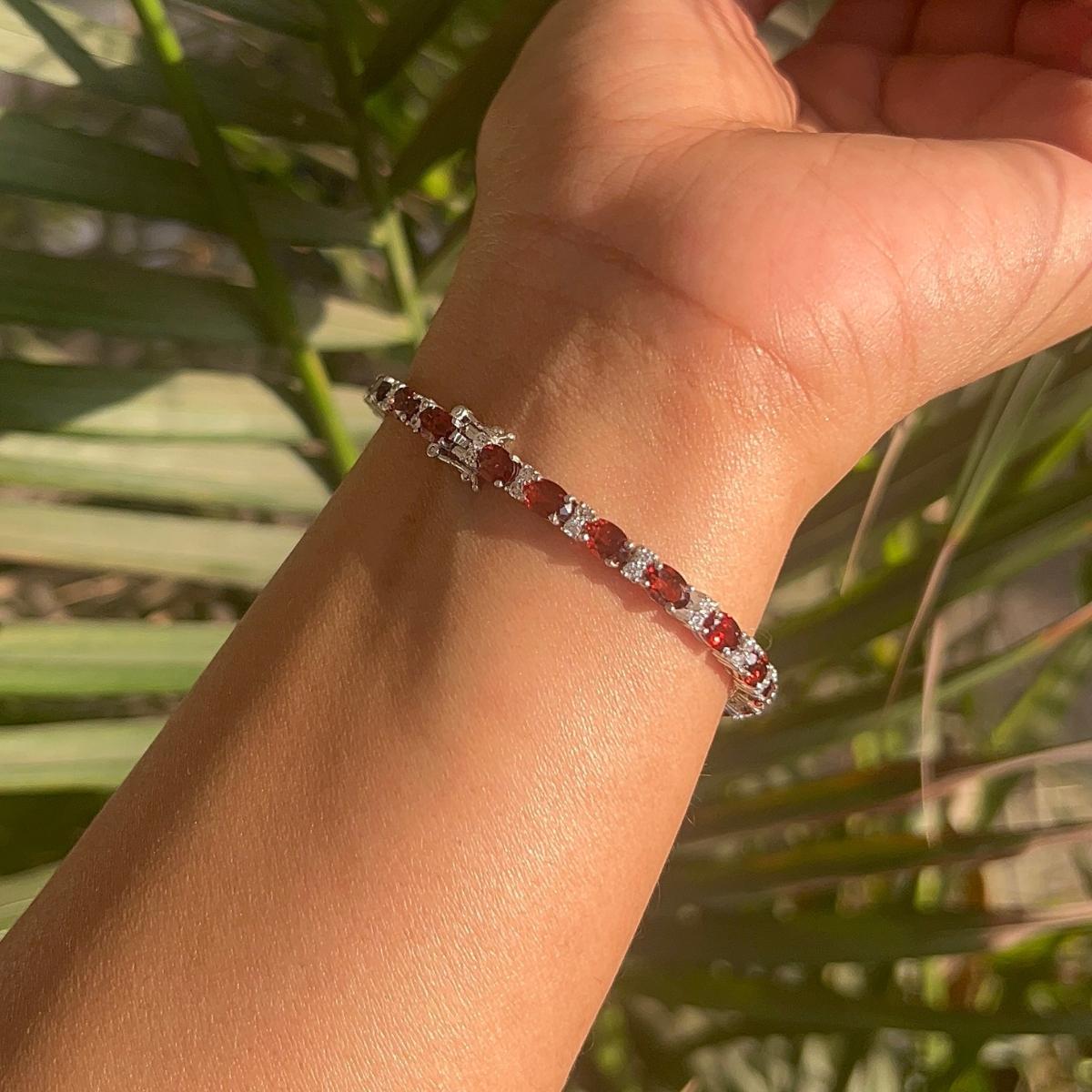 Women's 925 Silver Garnet January Birthstone Tennis Bracelet Antique Jewelry for Her For Sale
