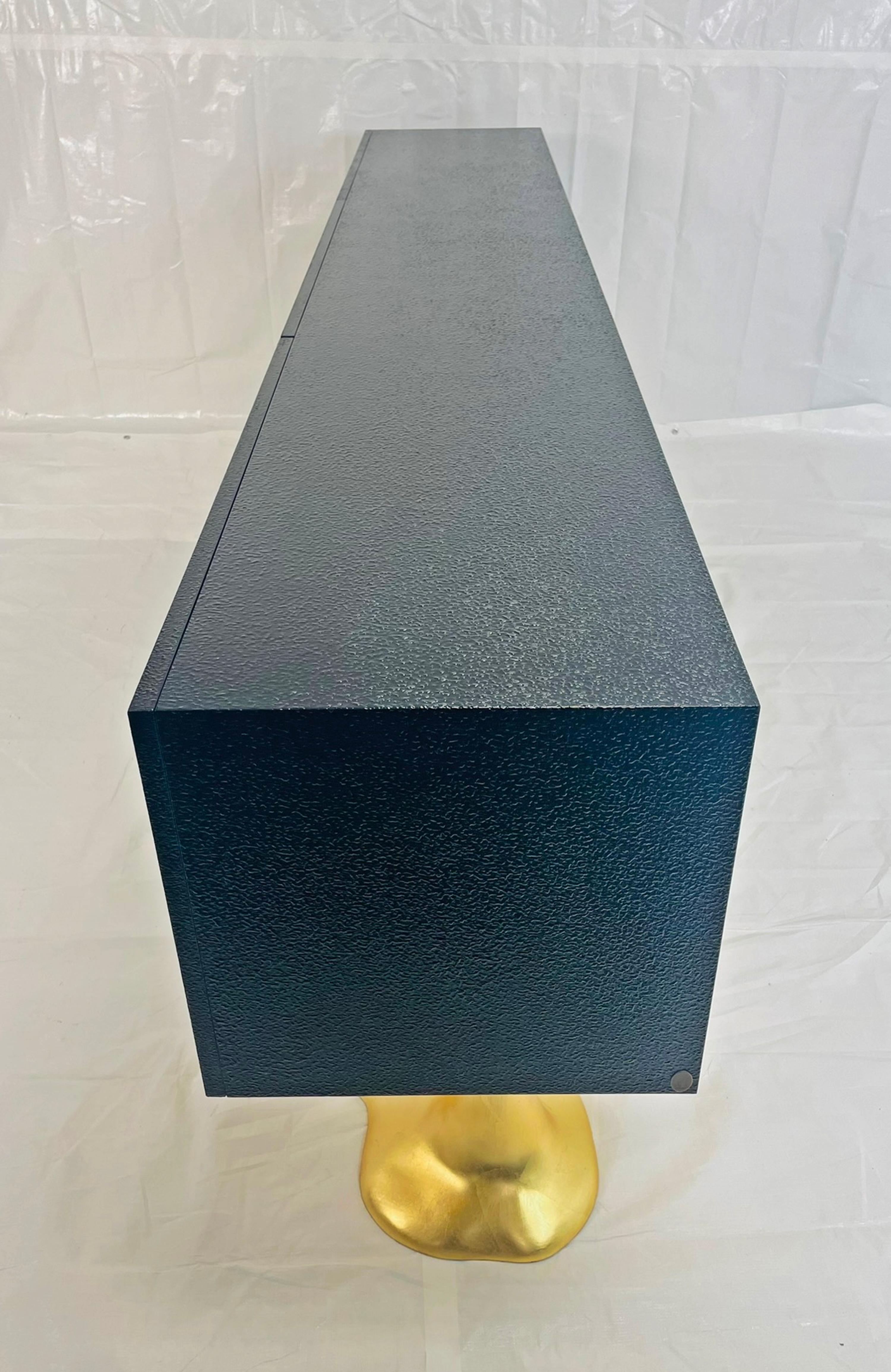 Vetro Credenza scultorea 