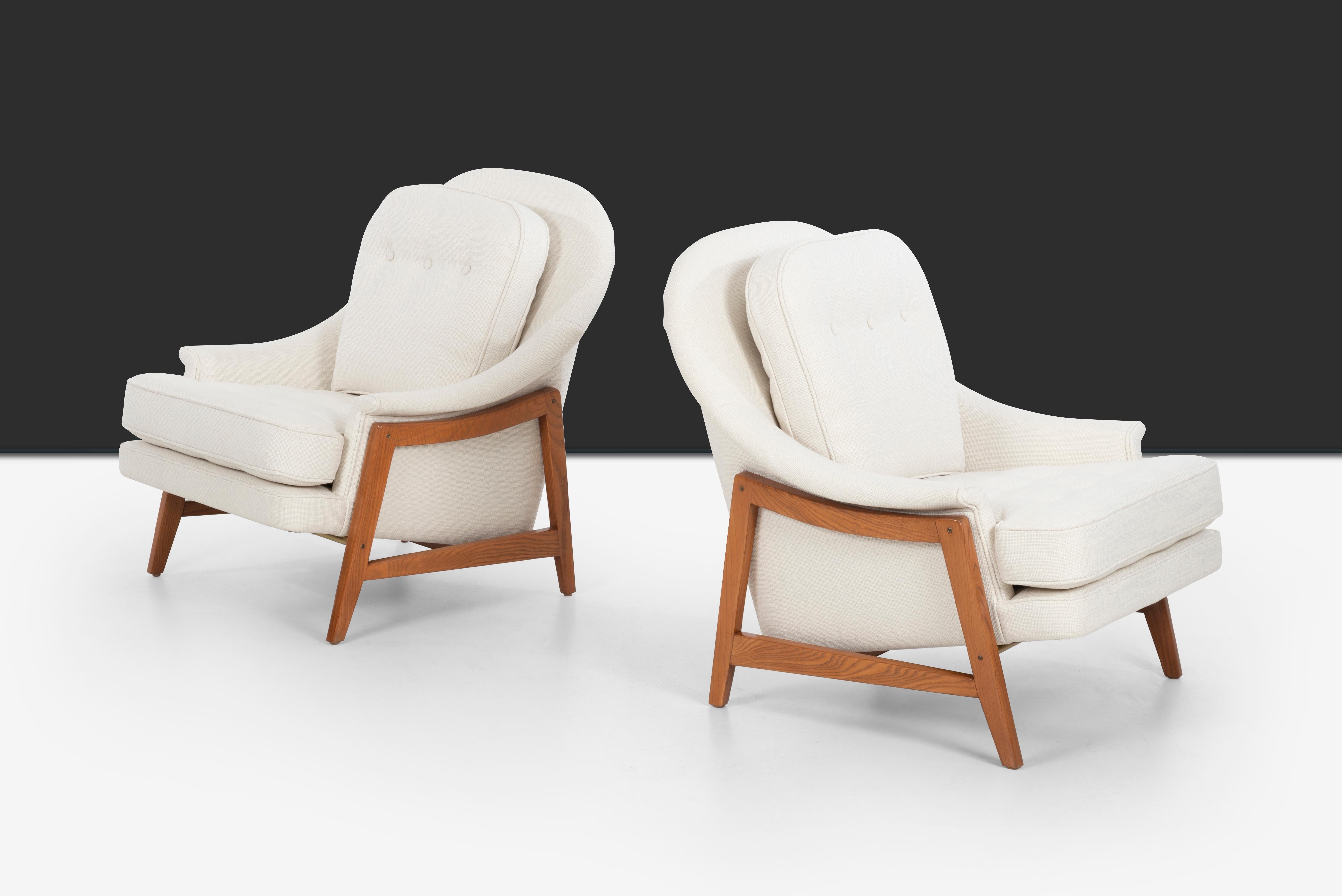Janus Lounge Chairs by Edward Wormley for Dunbar In Good Condition For Sale In Chicago, IL