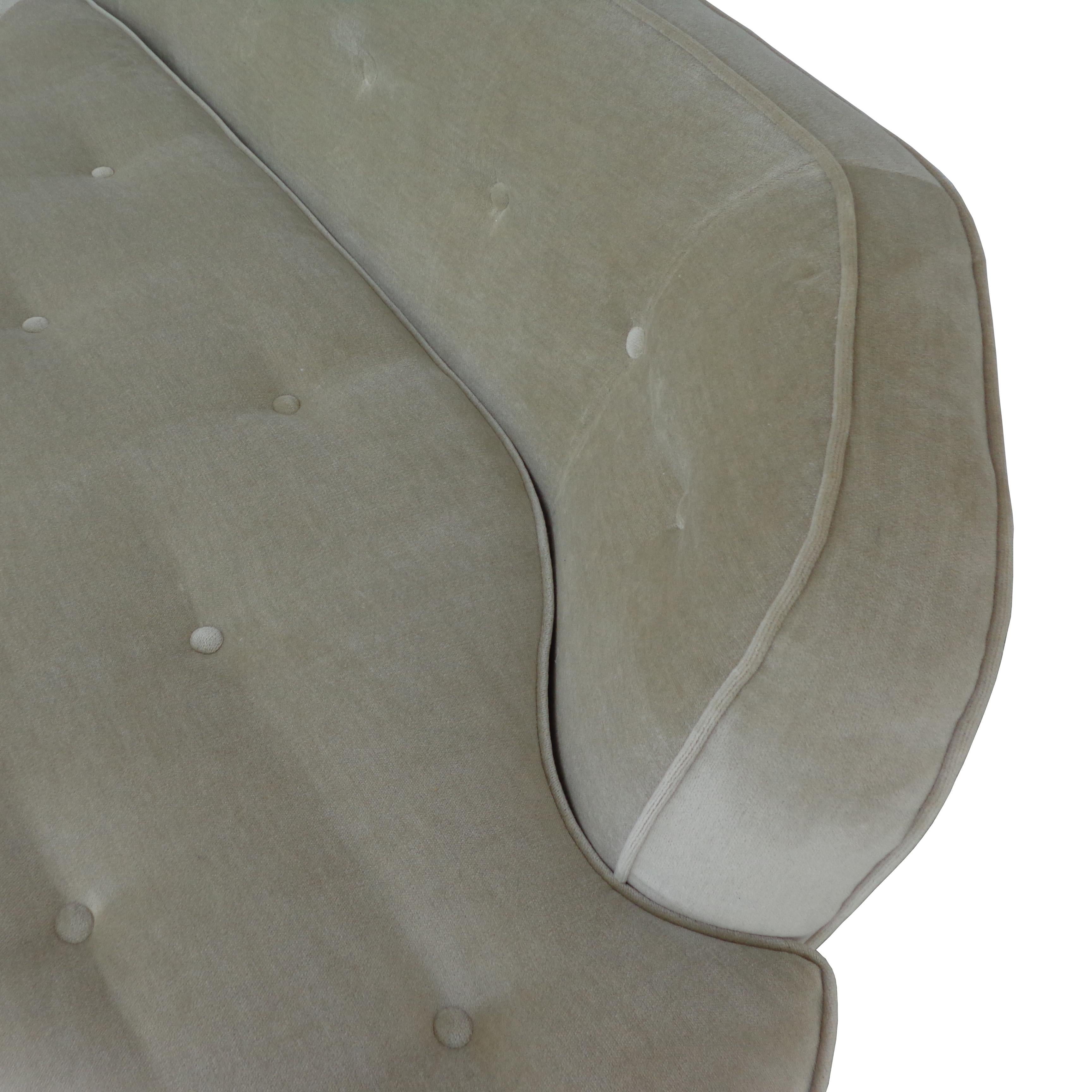 20th Century Janus Sofa #6329 by Edward Wormley for Dunbar