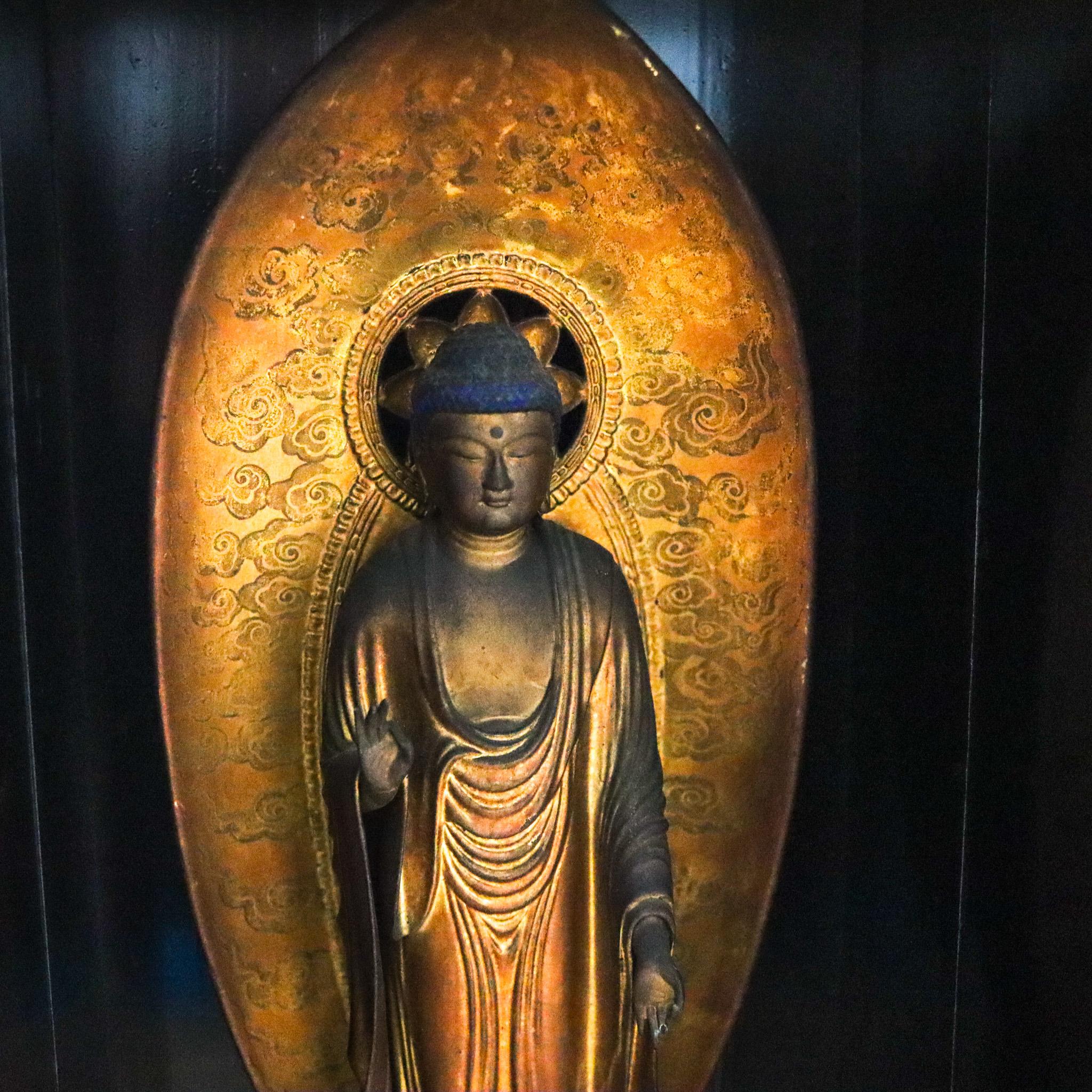 Gold JAPAN 1810 Edo Period Large Butsudan Home Altar With Amida Nyorai In Wood For Sale