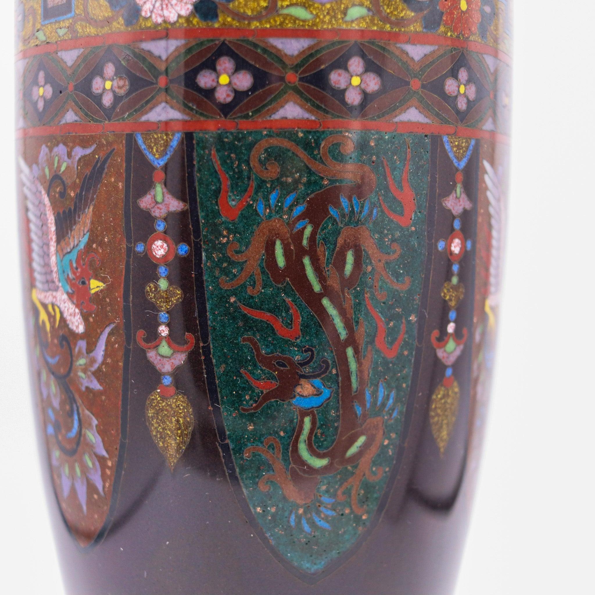 Gold JAPAN 1890-1900 Meiji Period Decorative Six-sided Vase In Cloisonné Enamel For Sale