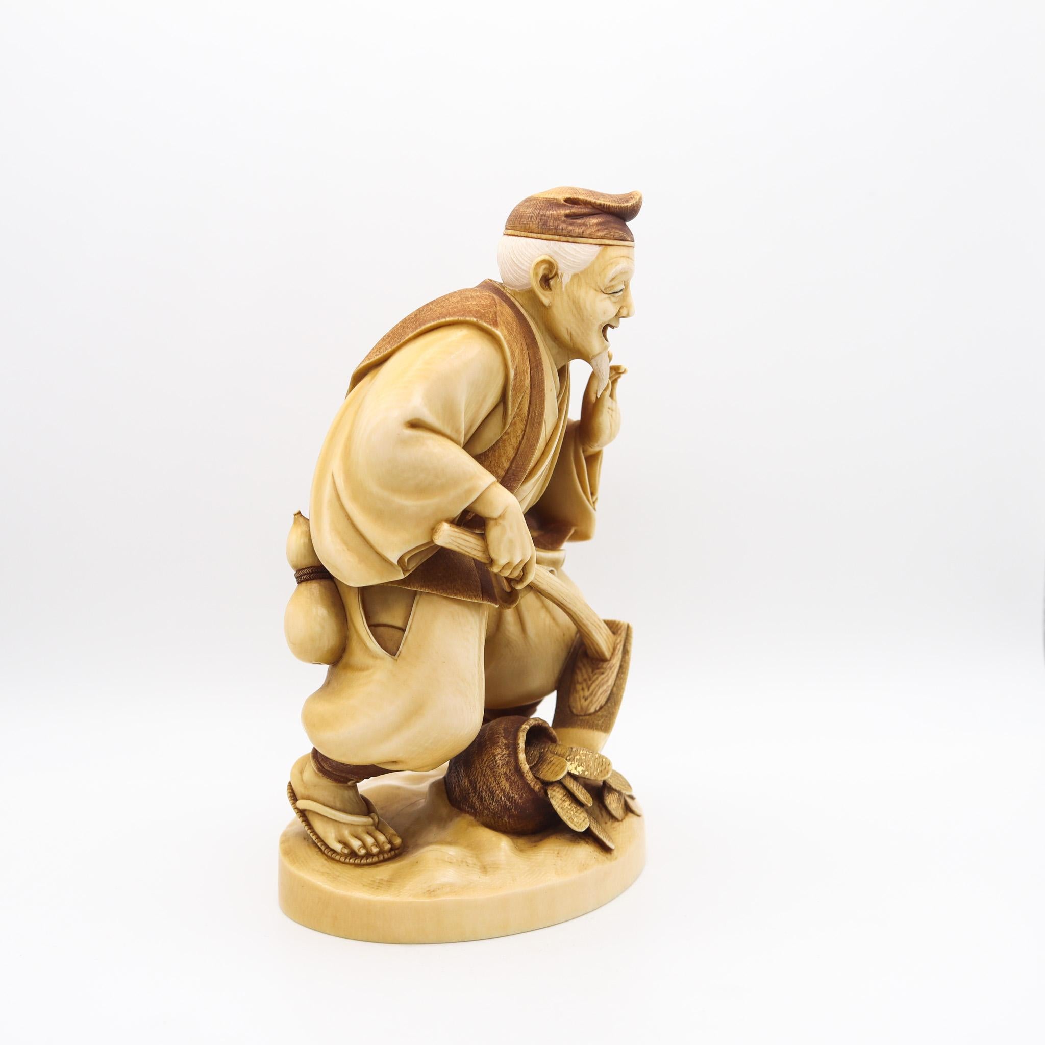 Japan 1890 Meiji Carved Figure of Fortune God Daikoku As a Farmer With Coins In Excellent Condition In Miami, FL