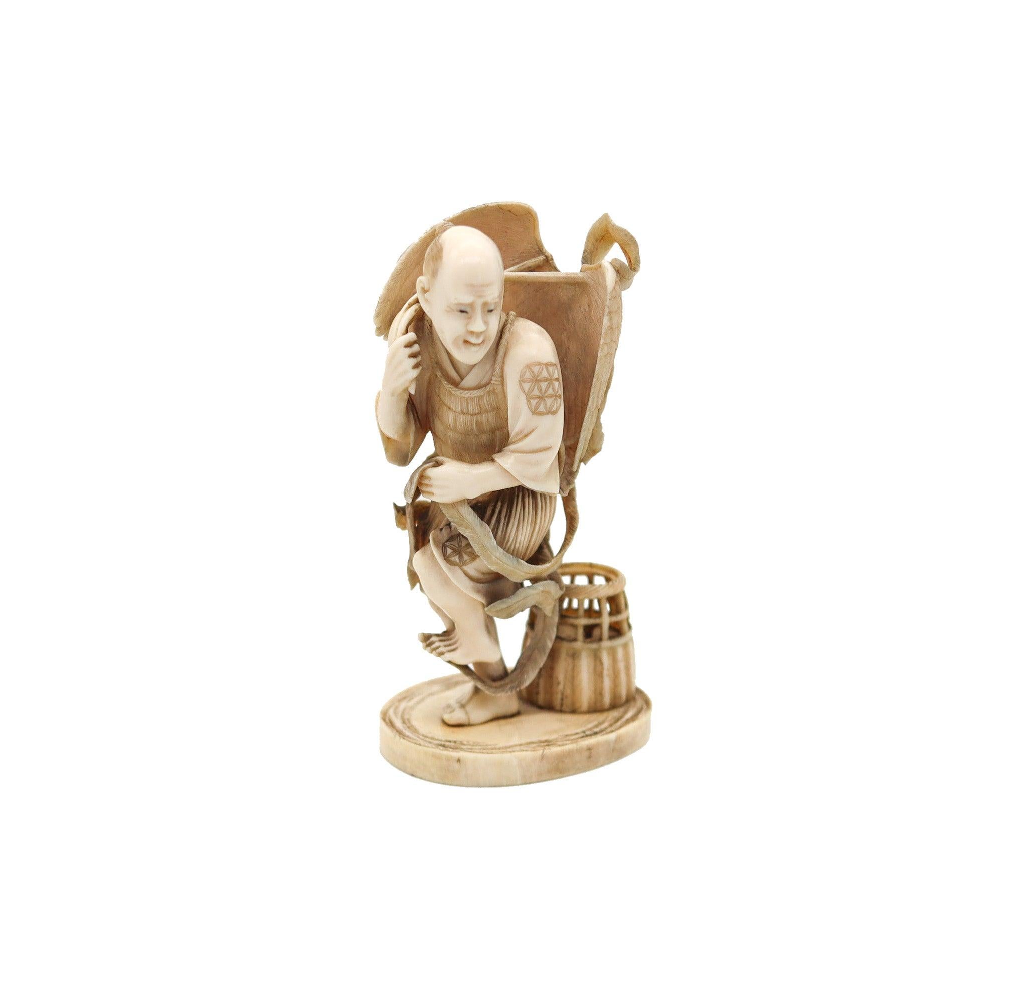 JAPAN 1890 Meiji Okimono Sculpture of a Farmer-Hunter Carved In Ivory 1