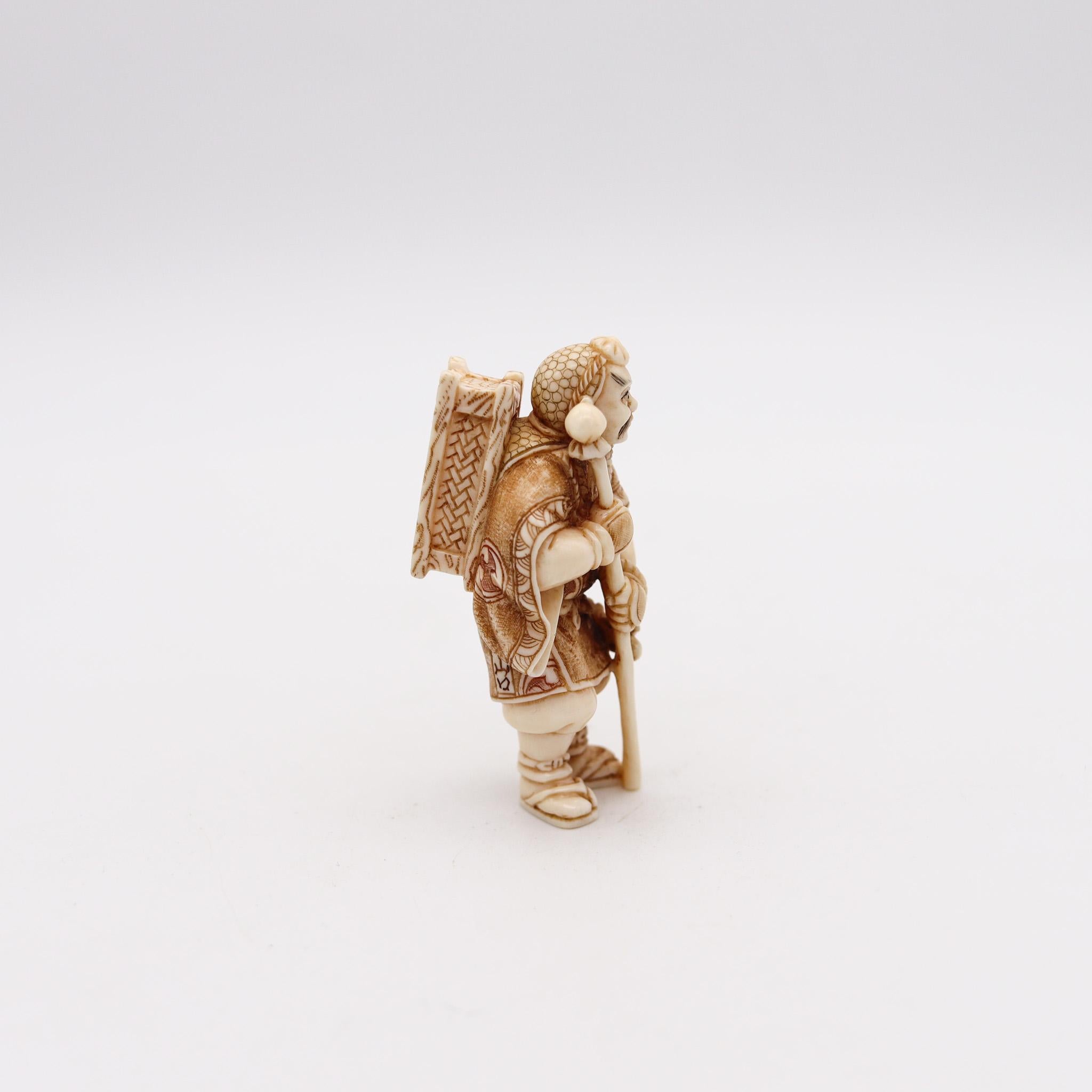 Japanische Meiji-Skulptur Polychromat Netsuke eines Yamabushi aus Japan, 1890 im Zustand „Hervorragend“ im Angebot in Miami, FL
