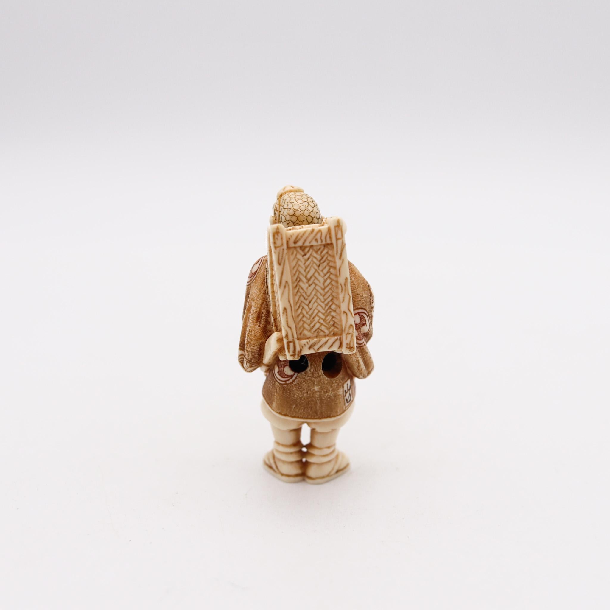 Japanische Meiji-Skulptur Polychromat Netsuke eines Yamabushi aus Japan, 1890 (Spätes 19. Jahrhundert) im Angebot