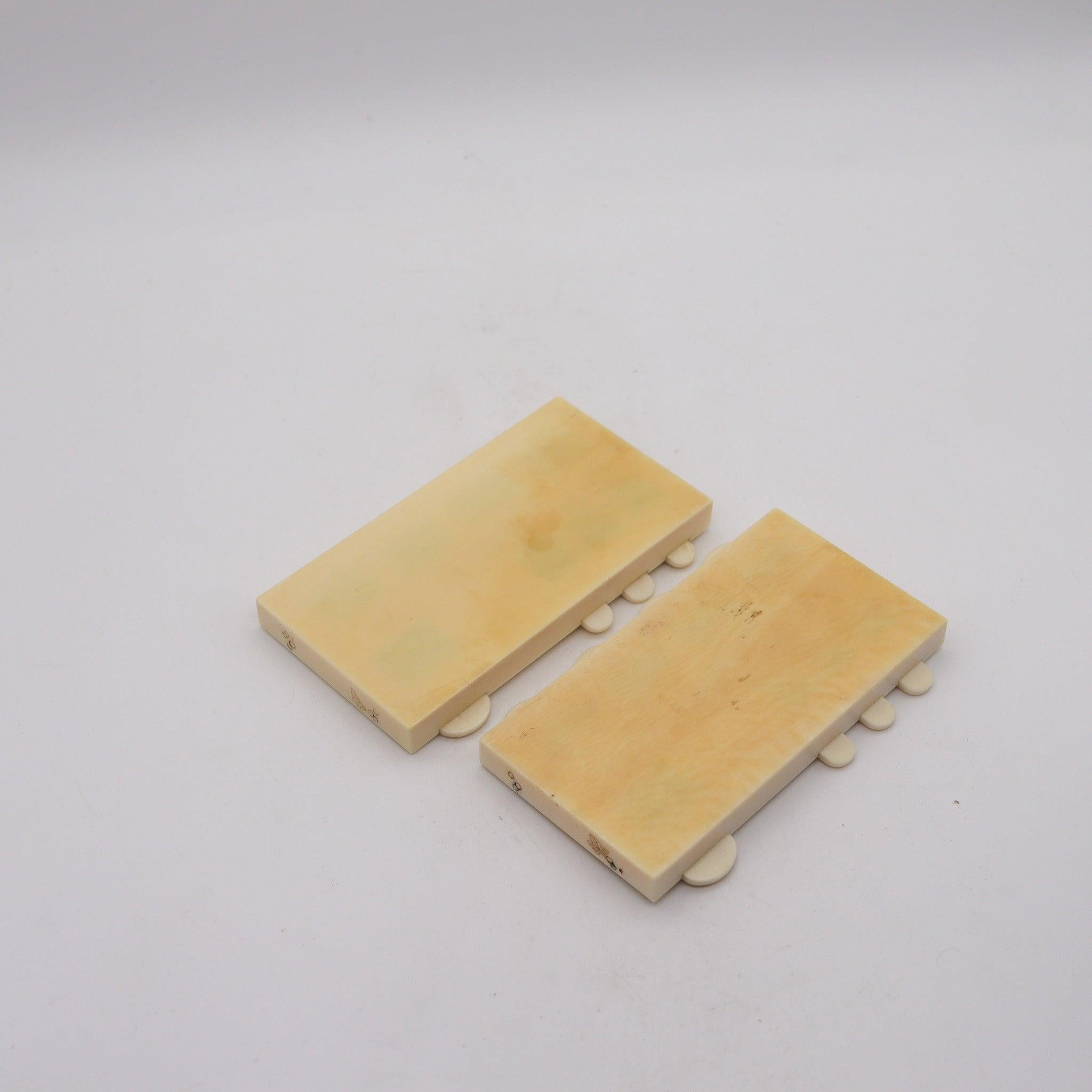 JAPAN 1900 Meiji Pair of Ivory Bezique Whist Game Counters With Monkeys 2