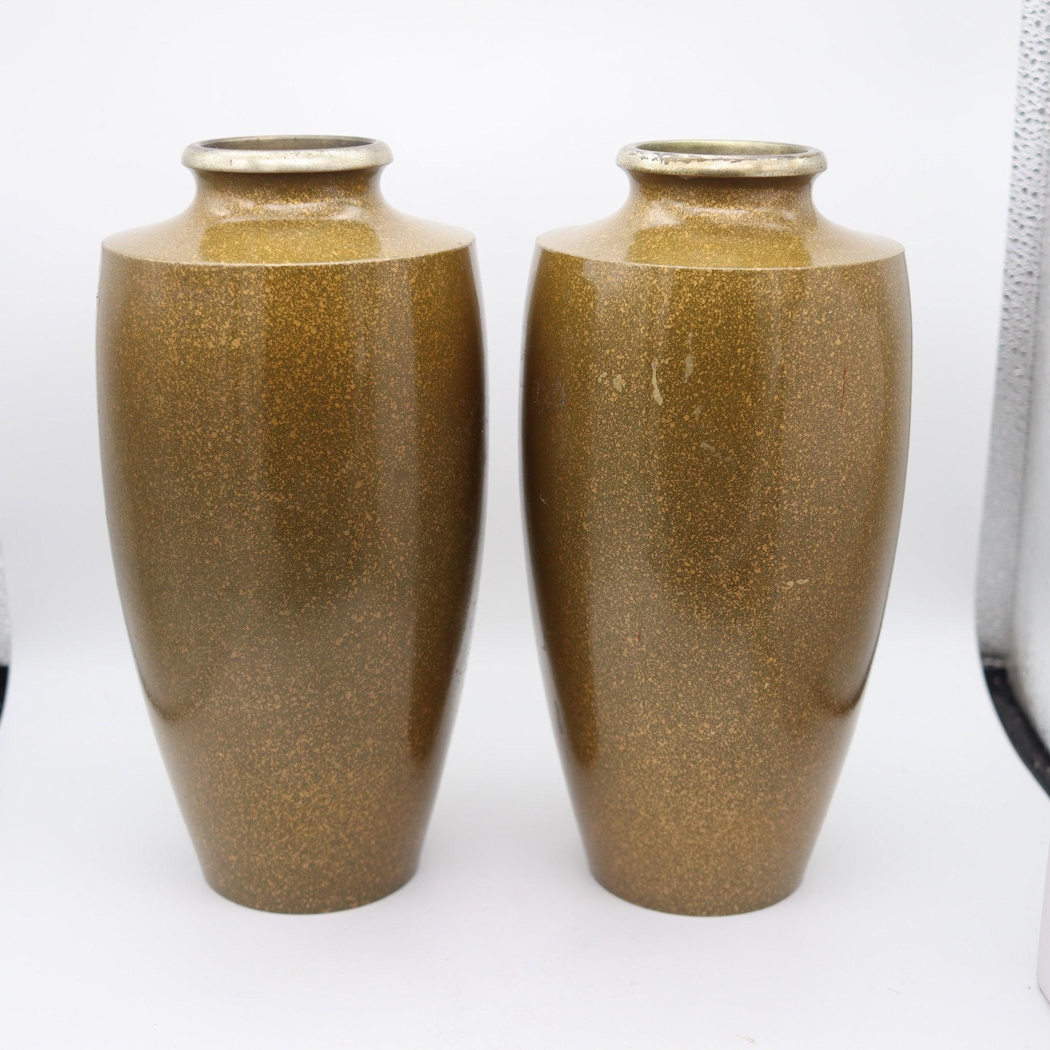 JAPAN 1910 Antique Bronze Vases With Silver & Gold Mixed Metals Flowers & Bird In Excellent Condition For Sale In Miami, FL