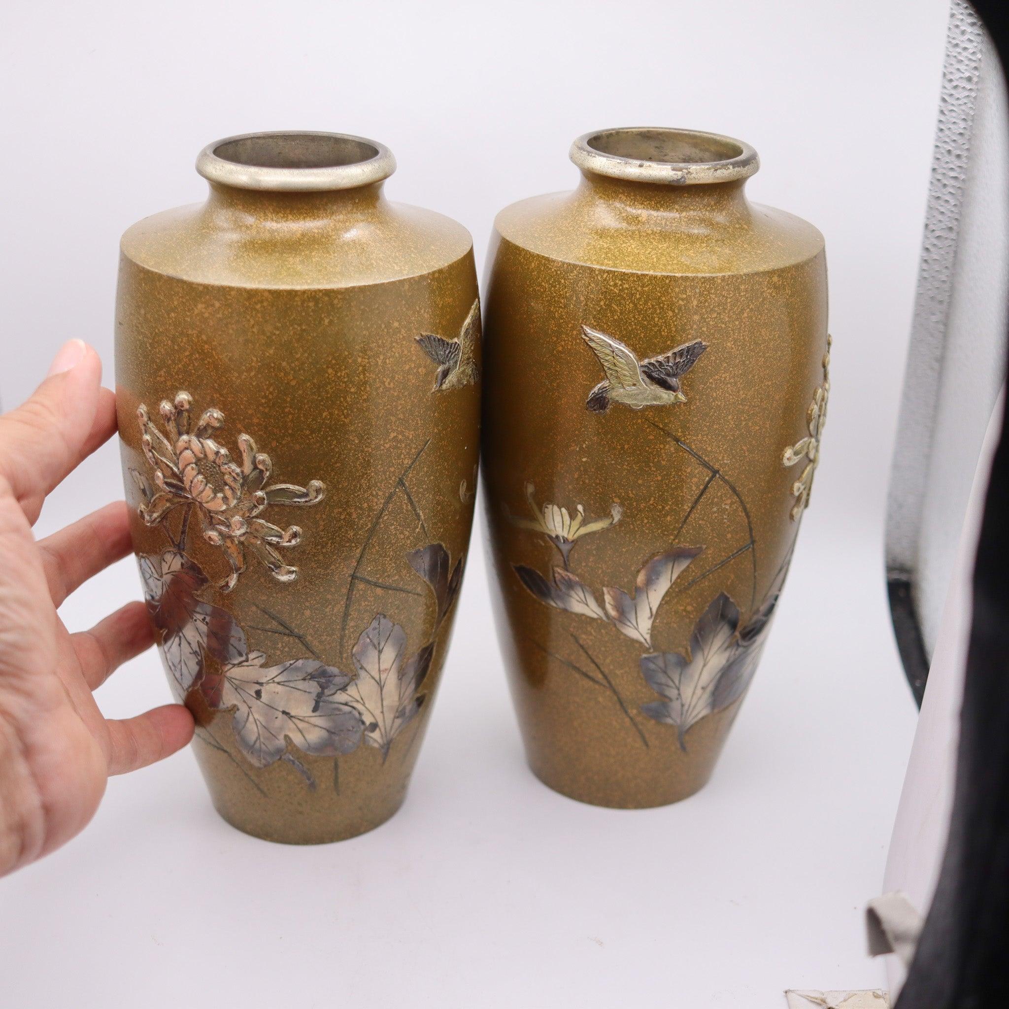 JAPAN 1910 Antique Bronze Vases With Silver & Gold Mixed Metals Flowers & Bird For Sale 1