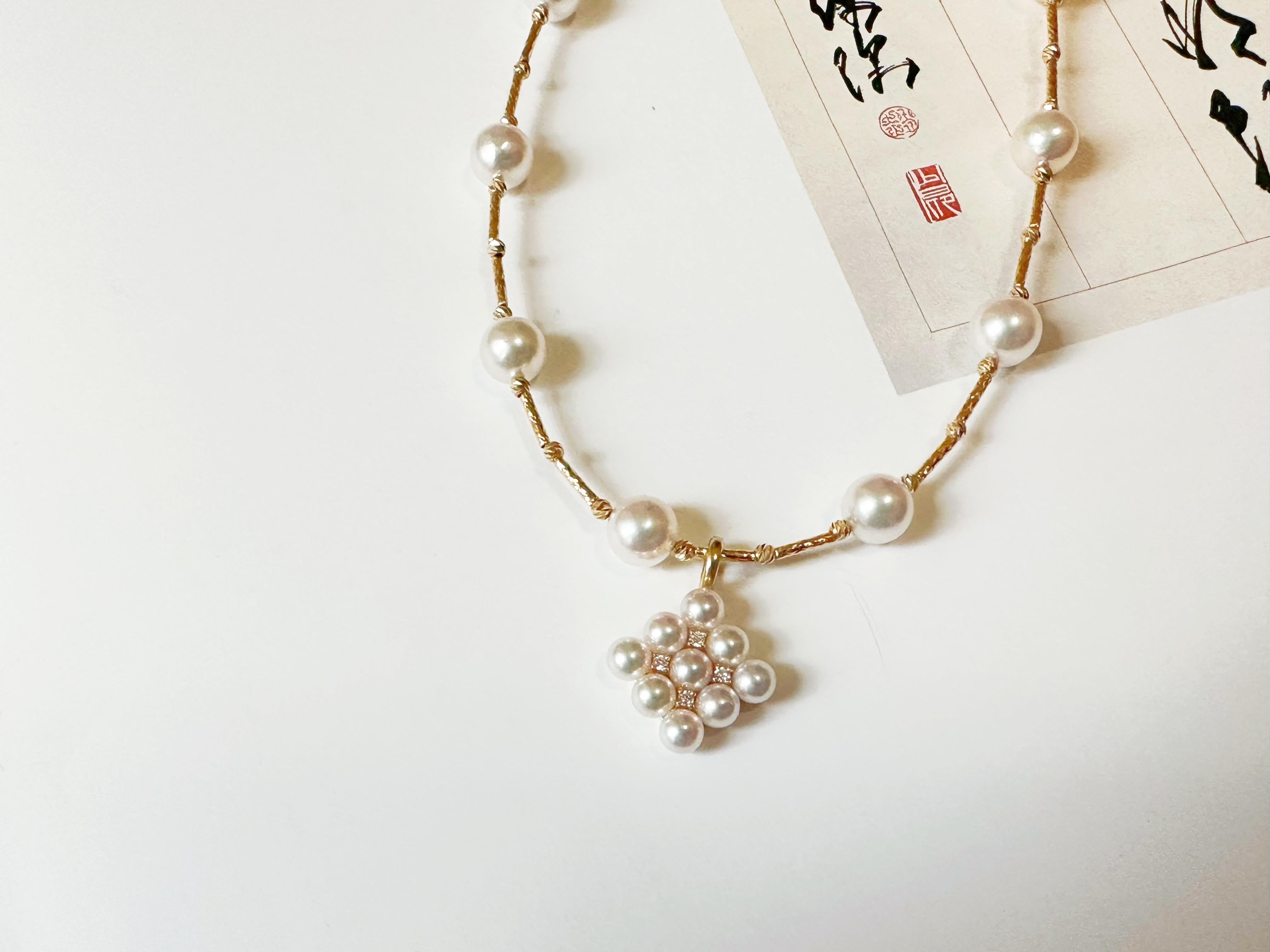 Japan Akoya Pearl Mirror Like Pendant, Pearl Pendant with Diamonds in 18K Gold For Sale 11