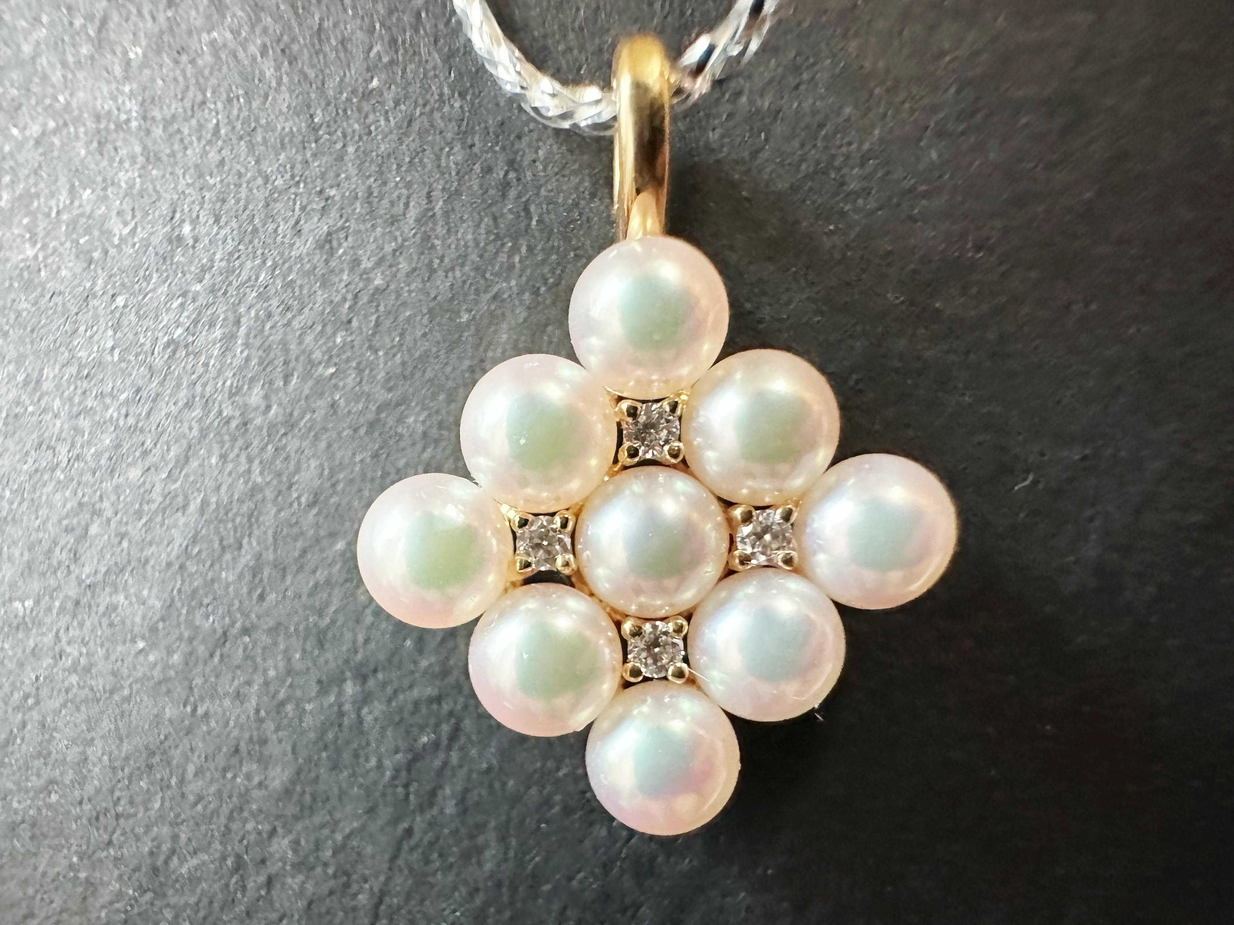 Japan Akoya Pearl Mirror Like Pendant, Pearl Pendant with Diamonds in 18K Gold In New Condition For Sale In Kowloon, HK