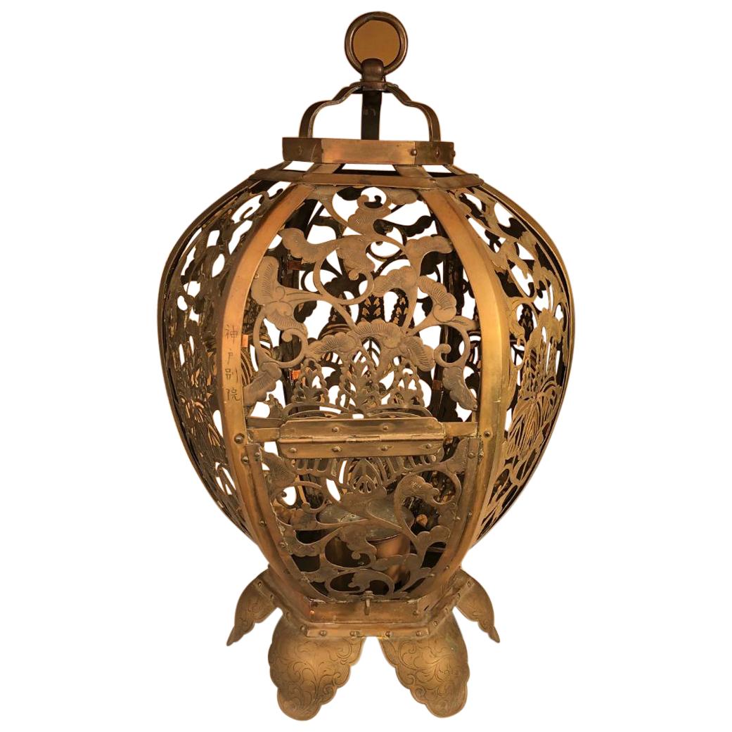 Japan Antique Gold Gilt "Openwork" Temple Lantern, Exquisite Details